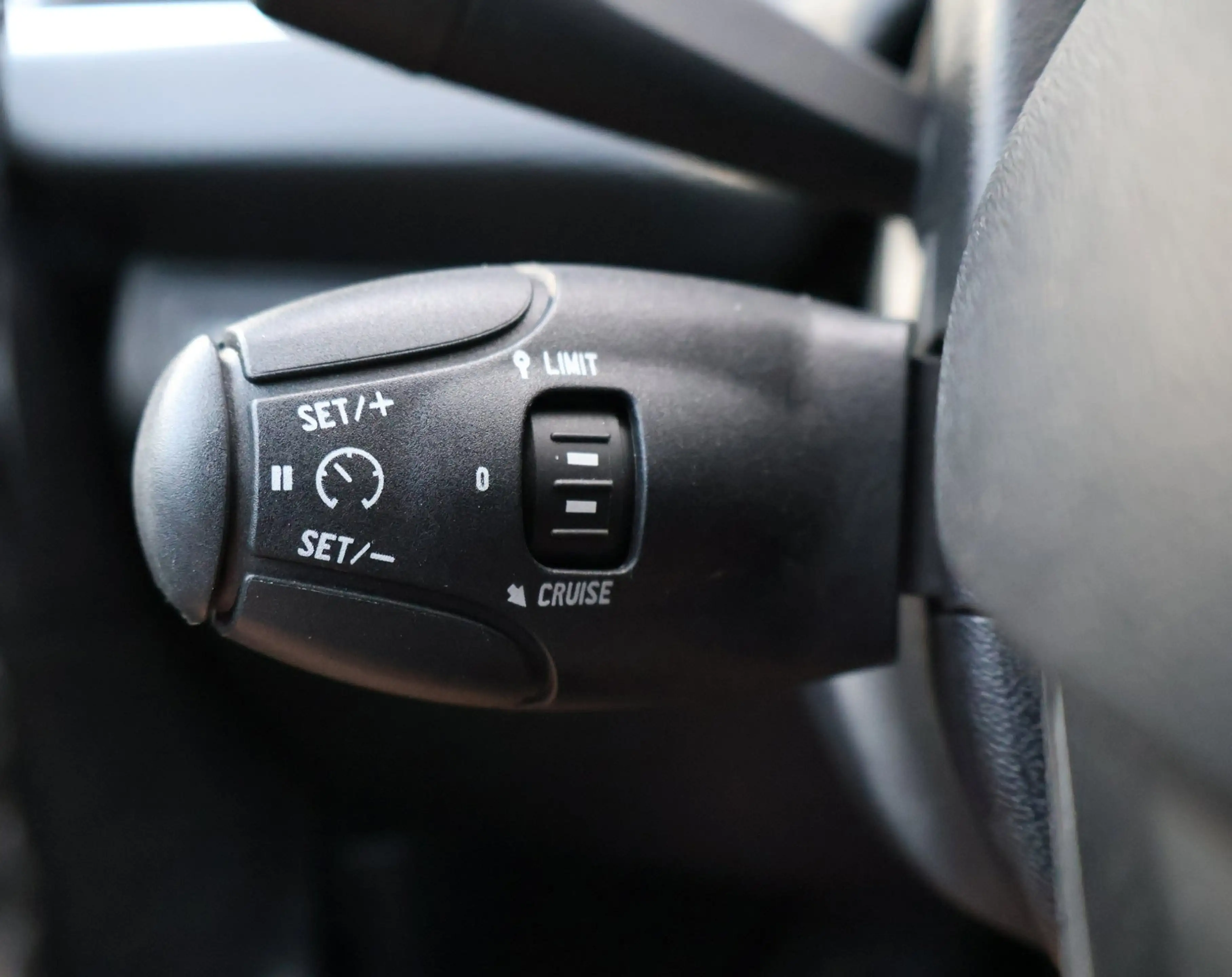 Peugeot 2008 1.2 PureTech GT-line Navi/Camera/Leder/PDC/Dealer — photo 17
