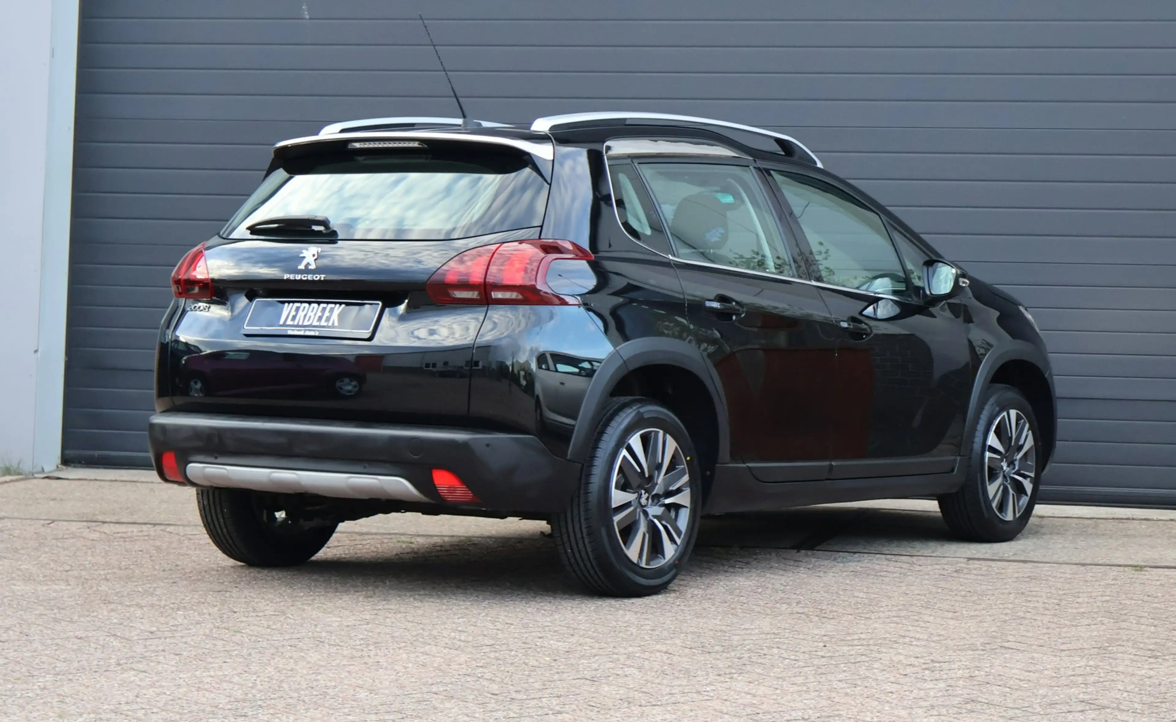 Peugeot 2008 1.2 PureTech GT-line Navi/Camera/Leder/PDC/Dealer — photo 6