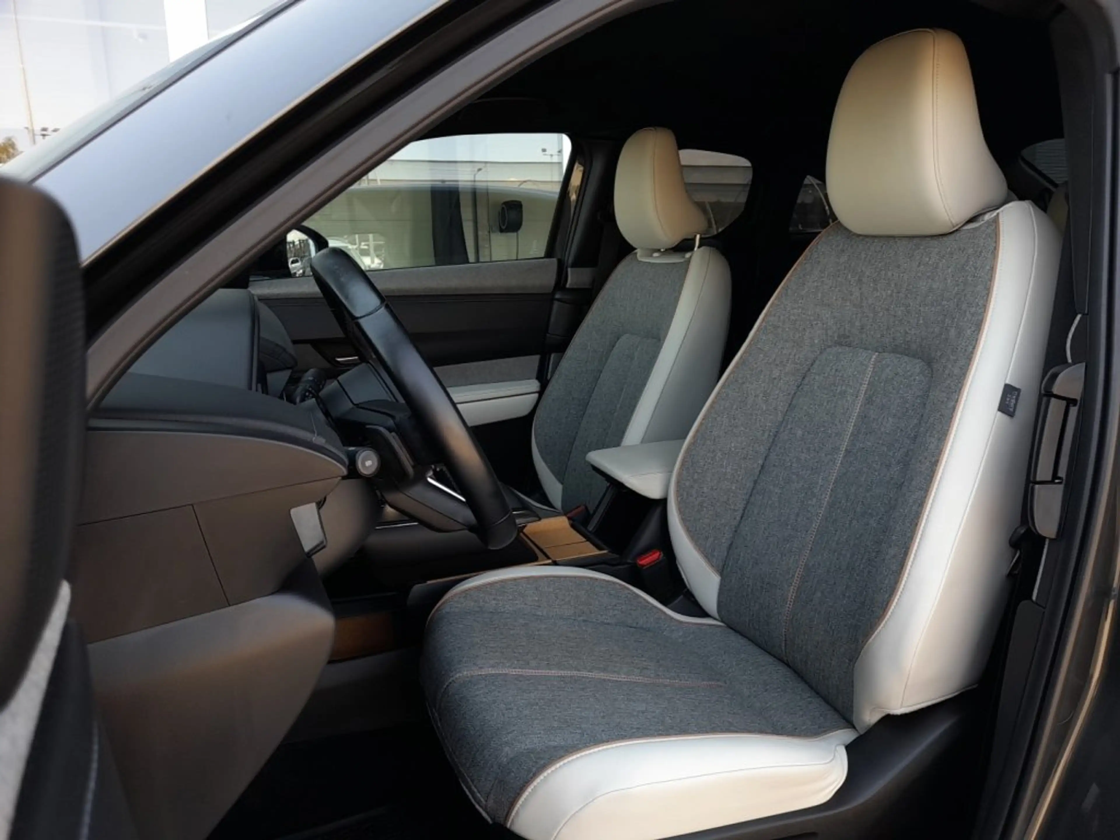 Mazda MX-30 MAKOTO e-SKYACTIV Aut. *MATRIX LED / NAVI / 360° KAMERA / E-SITZE & MEMORY / BOSE-SOUND-SYSTEM* — photo 12