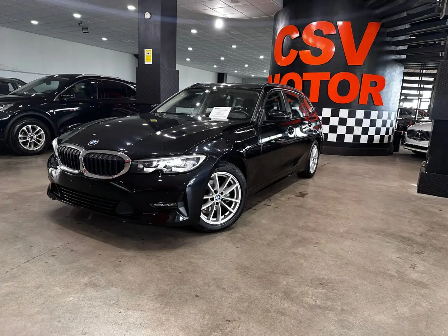 BMW 318 318d Auto. Negro - 2