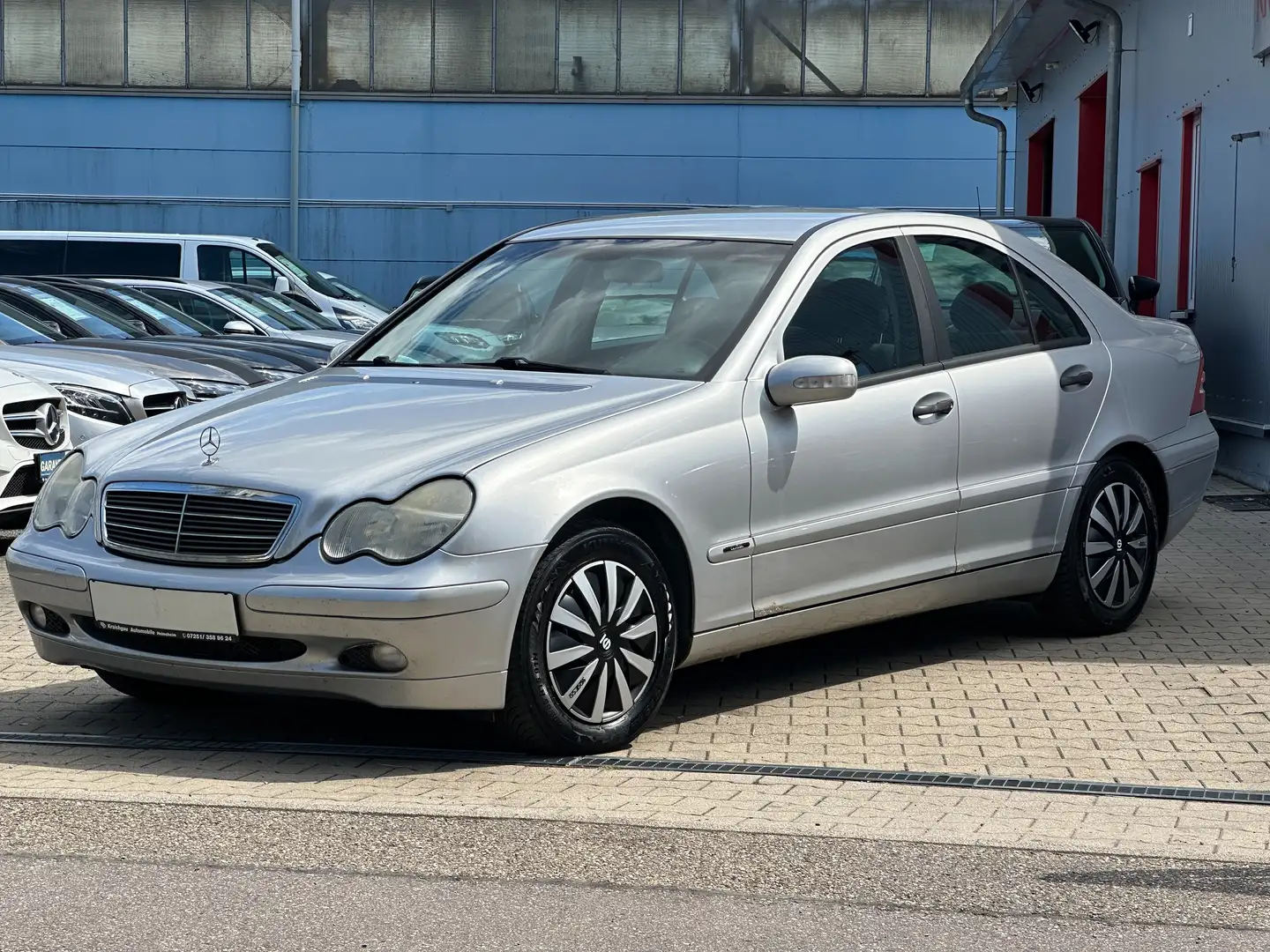 Mercedes-Benz C 180 *TüV 08.2026*Klimaauto*Tempo*elektr.Sitze Plateado - 1