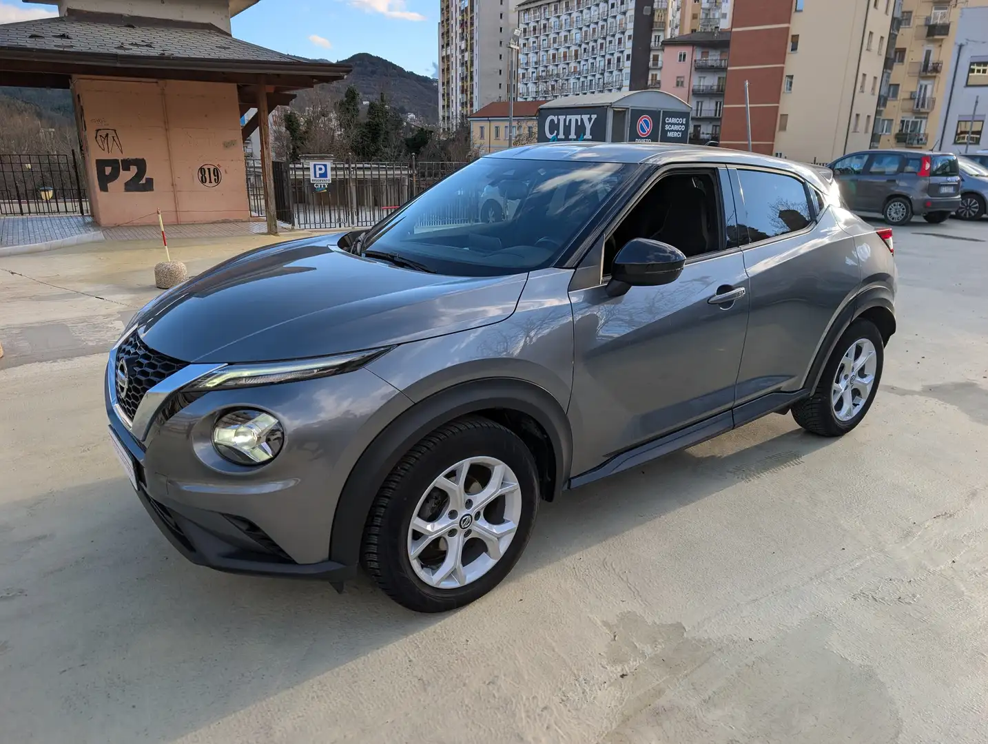 Nissan Juke Juke II 2020 1.0 dig-t N-Connecta 114cv Gris - 1
