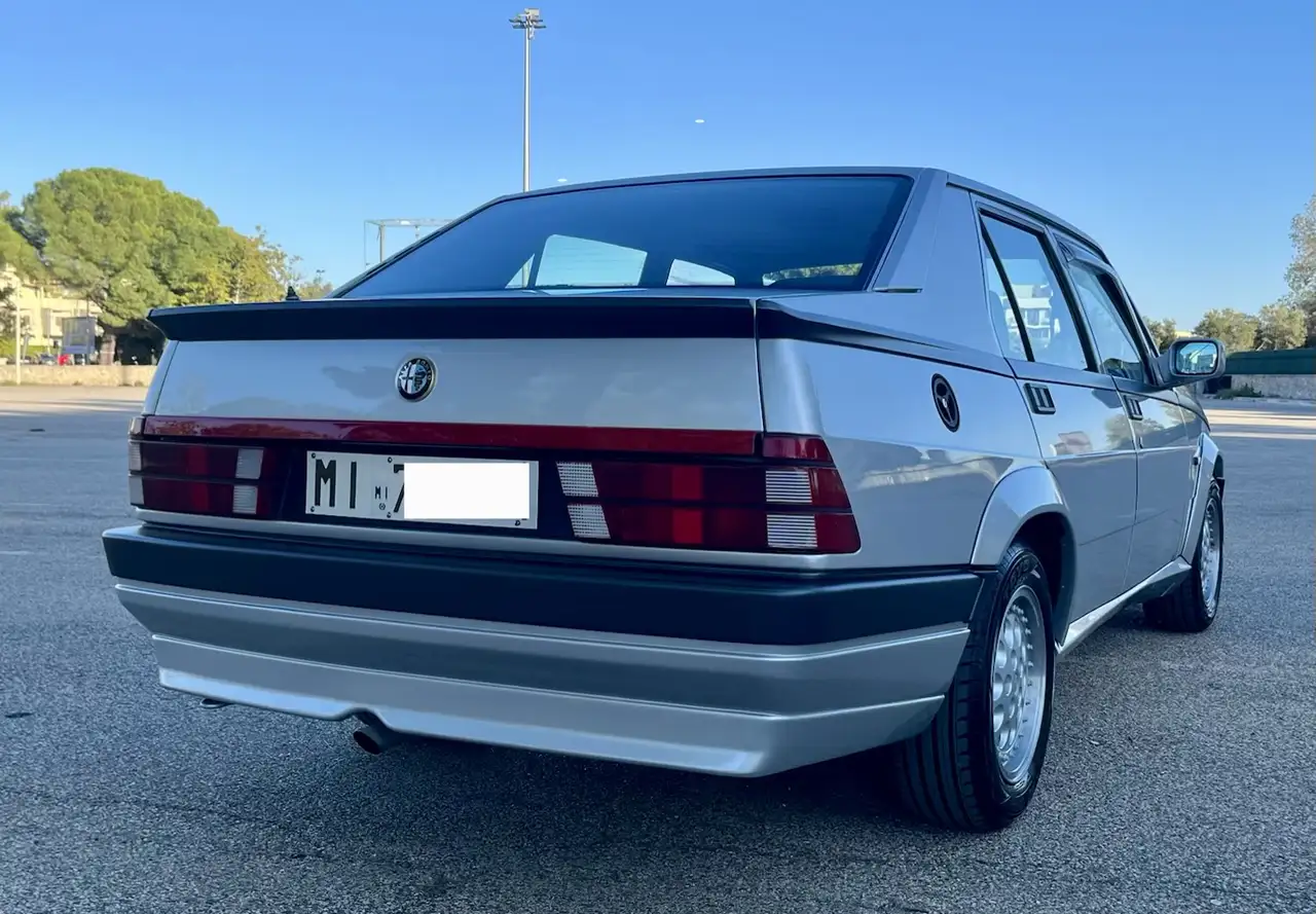 Alfa Romeo 75 2.0i ts ASN, foto 3