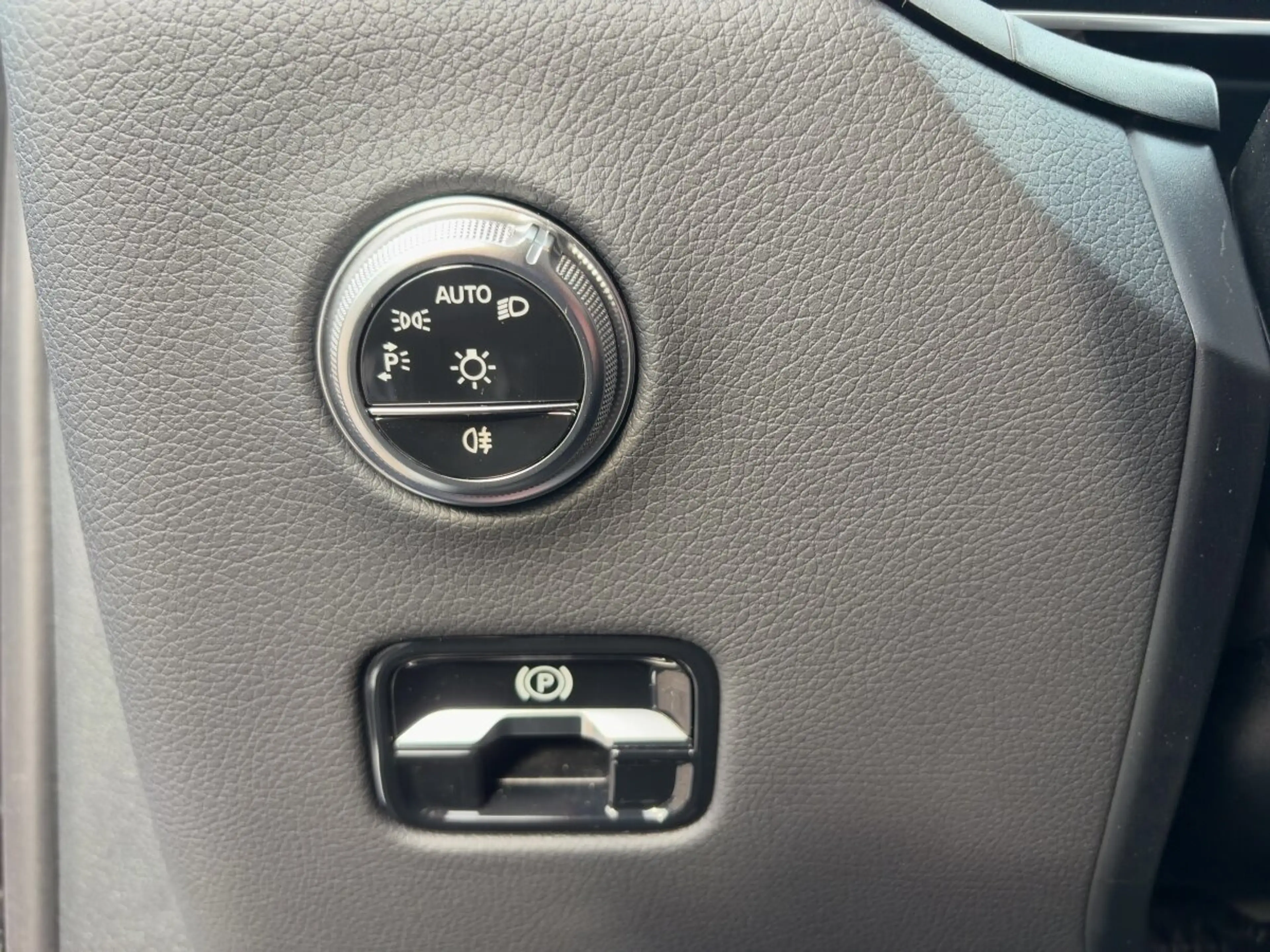 Mercedes-Benz GLC 220 GLC 220 d 4MATIC AMG-LINE+360+MEMOR.+DISTR.+CARPLAY+ — photo 14