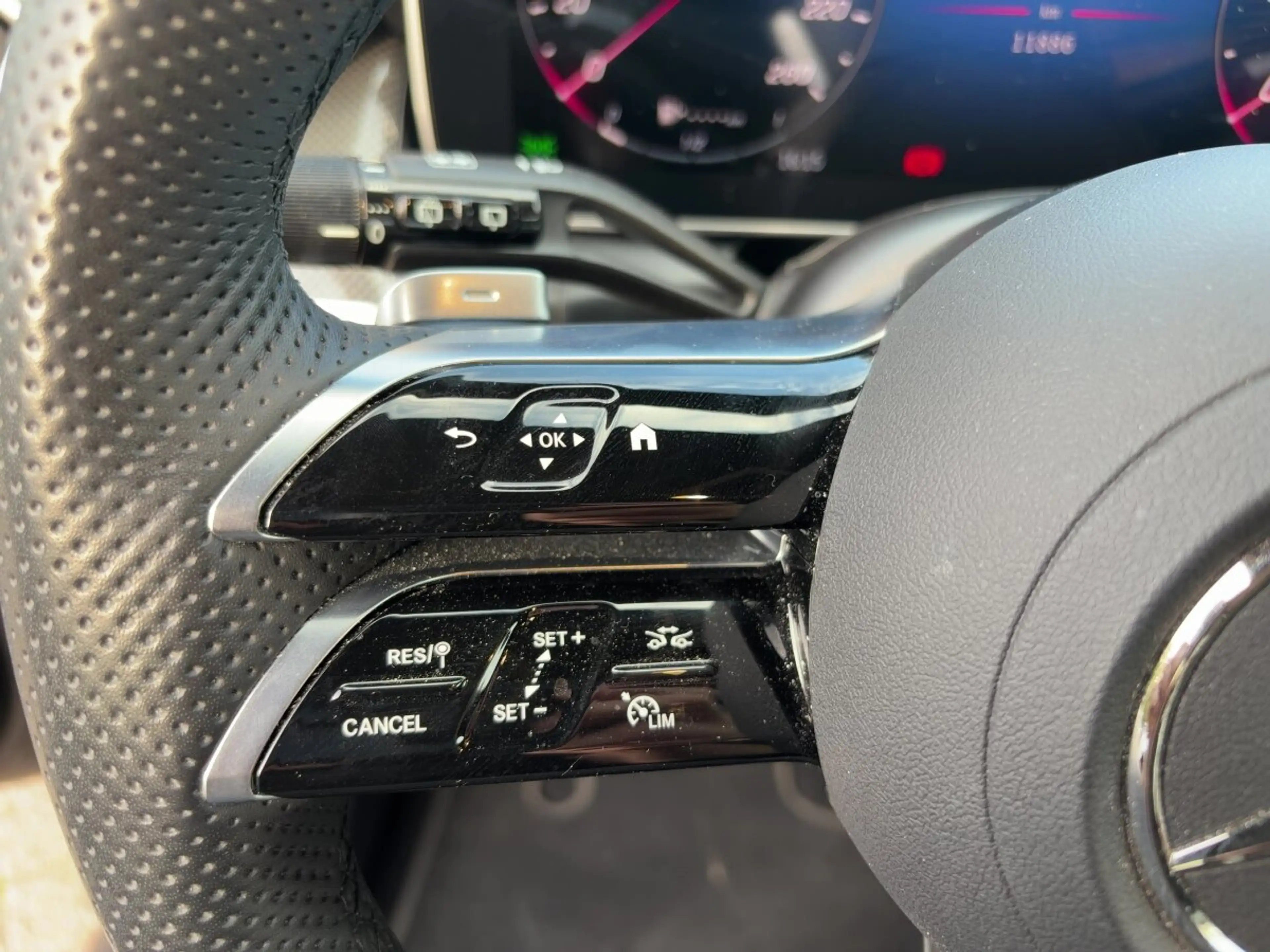Mercedes-Benz GLC 220 GLC 220 d 4MATIC AMG-LINE+360+MEMOR.+DISTR.+CARPLAY+ — photo 15
