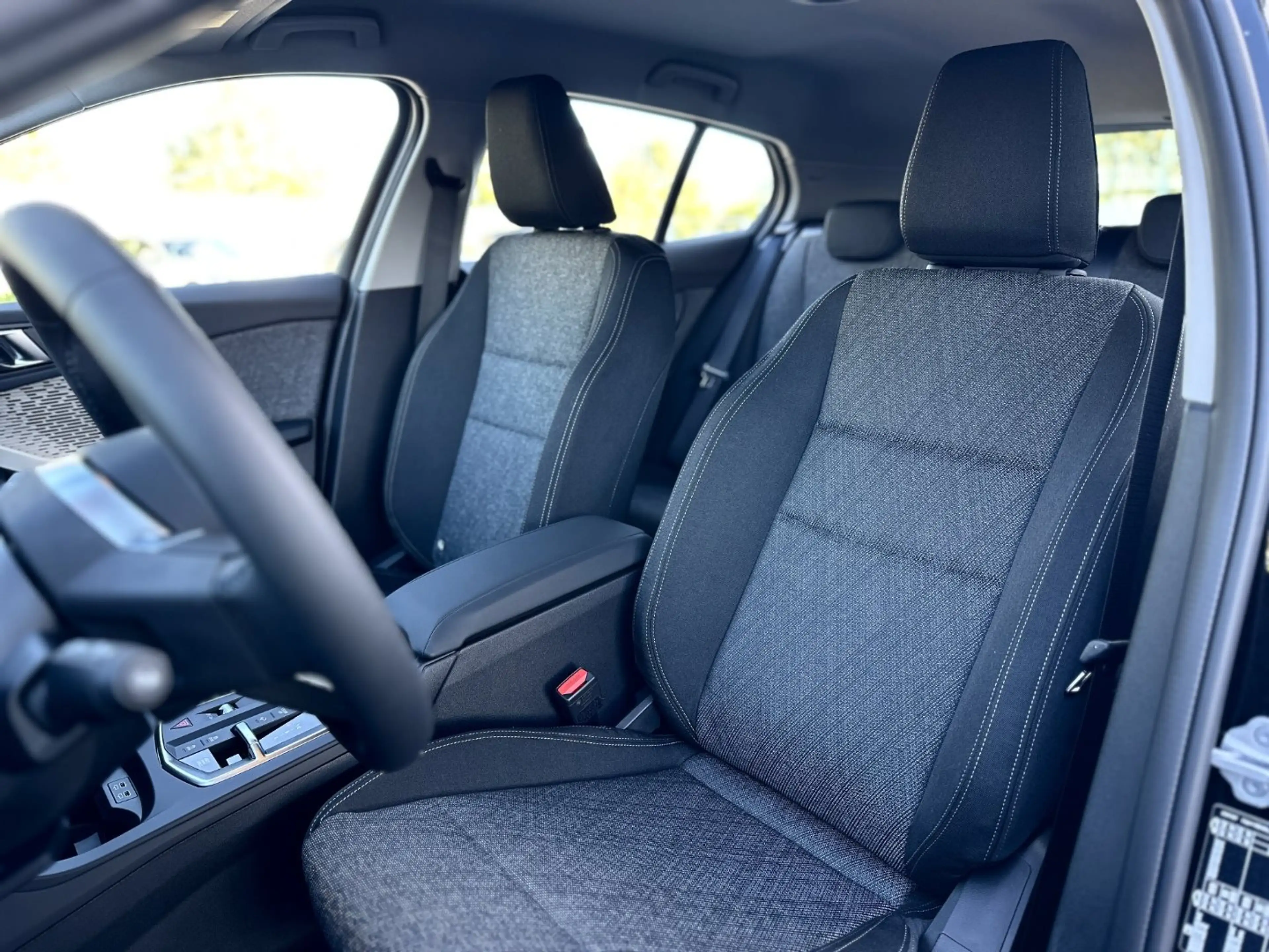 BMW 120 M Sport Design DAB Parkassistent Klimaaut. Shz — photo 12