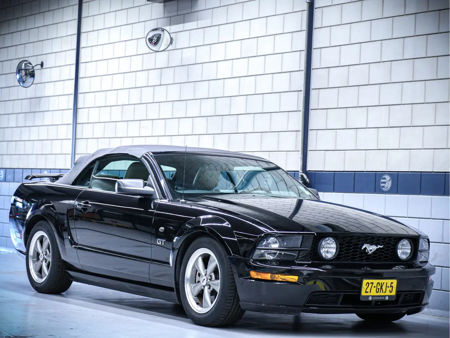 Ford Mustang USA 4.6 V8 GT Cabriolet Youngtimer Zwart - 2