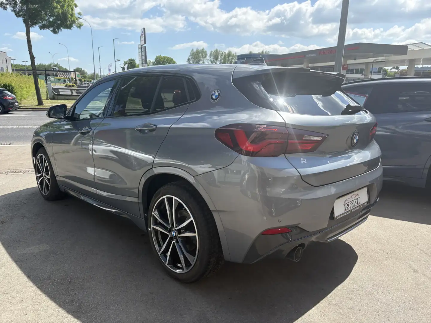 BMW X2 18iA M SPORT DCT * GARANTIE 36 MOIS * Gris - 2