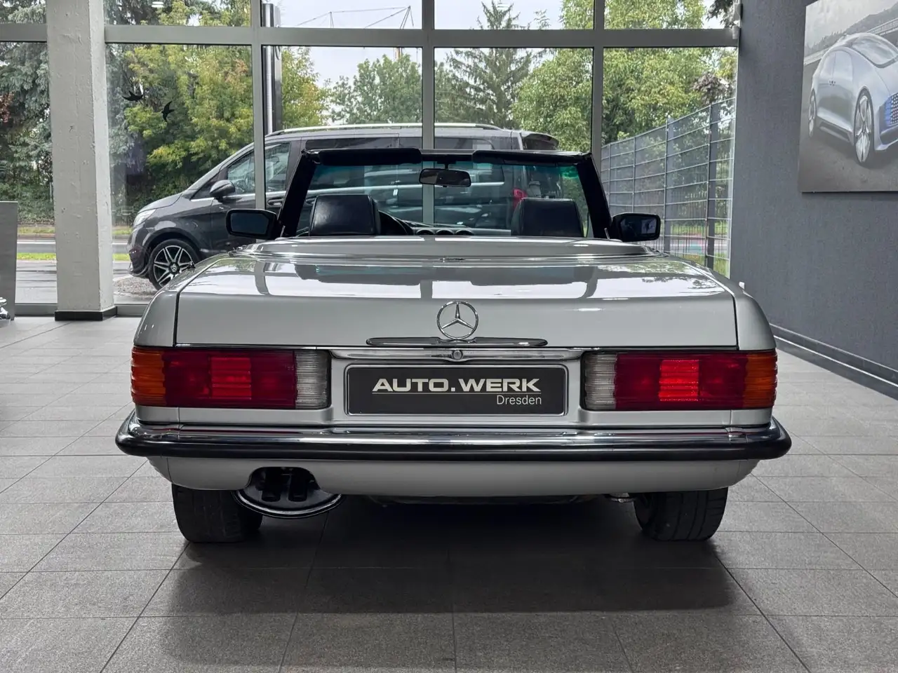 Mercedes-Benz SL 300 Cabrio W107*LMF*SHZ*KLIMA, foto 6