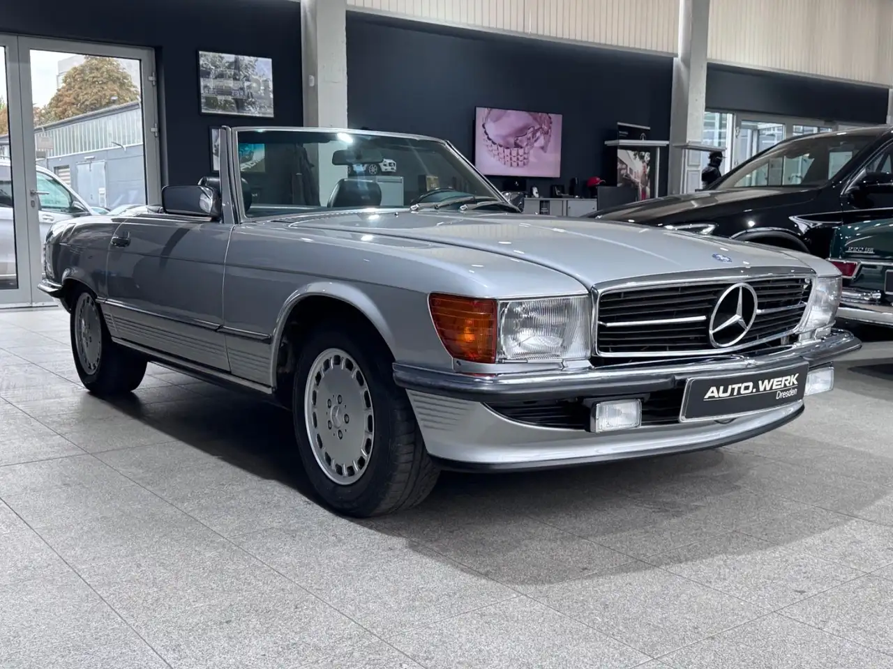 Mercedes-Benz SL 300 Cabrio W107*LMF*SHZ*KLIMA, foto 11
