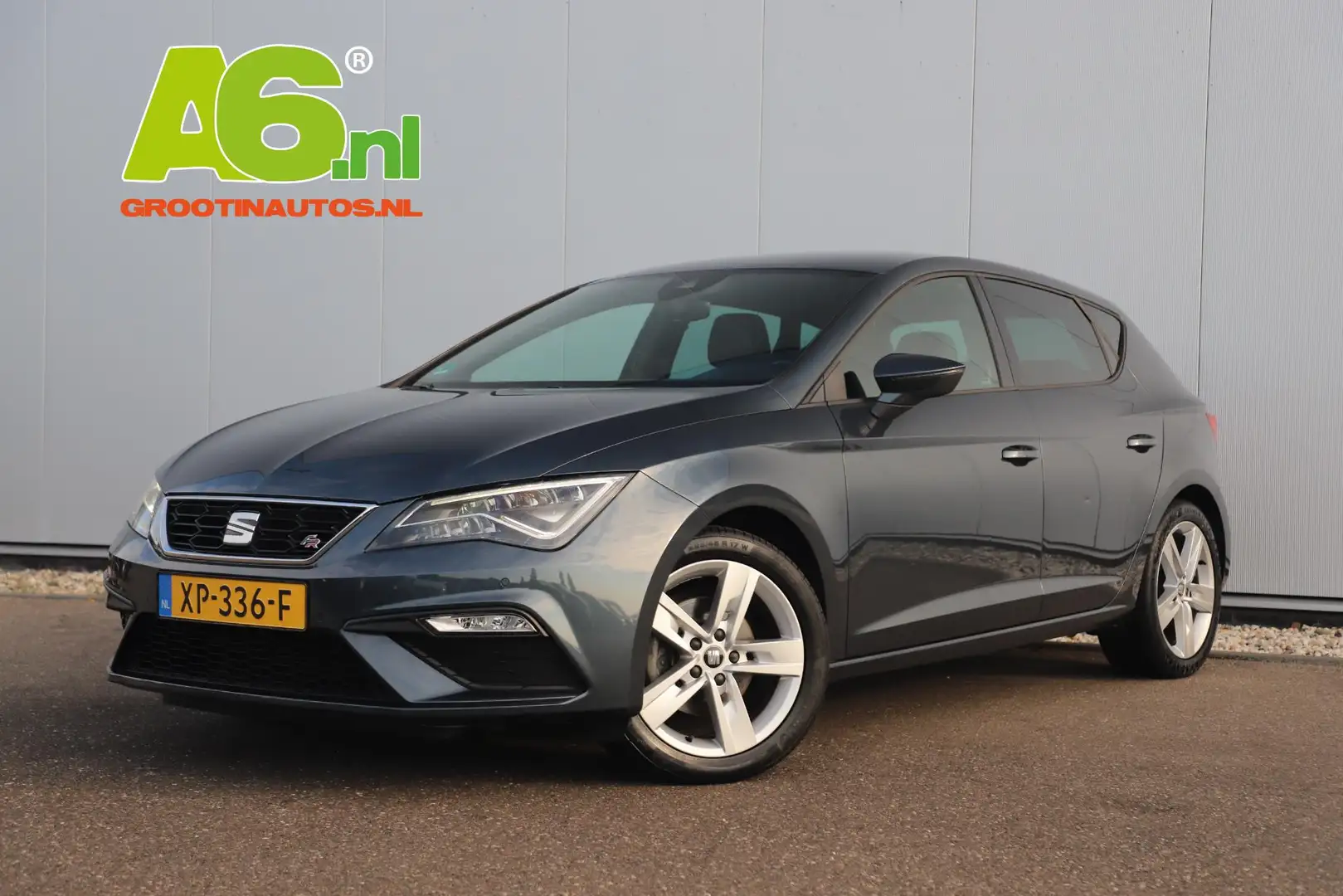 SEAT Leon 1.5 TSI FR Business Intense 131PK Virtual Cockpit Grau - 1