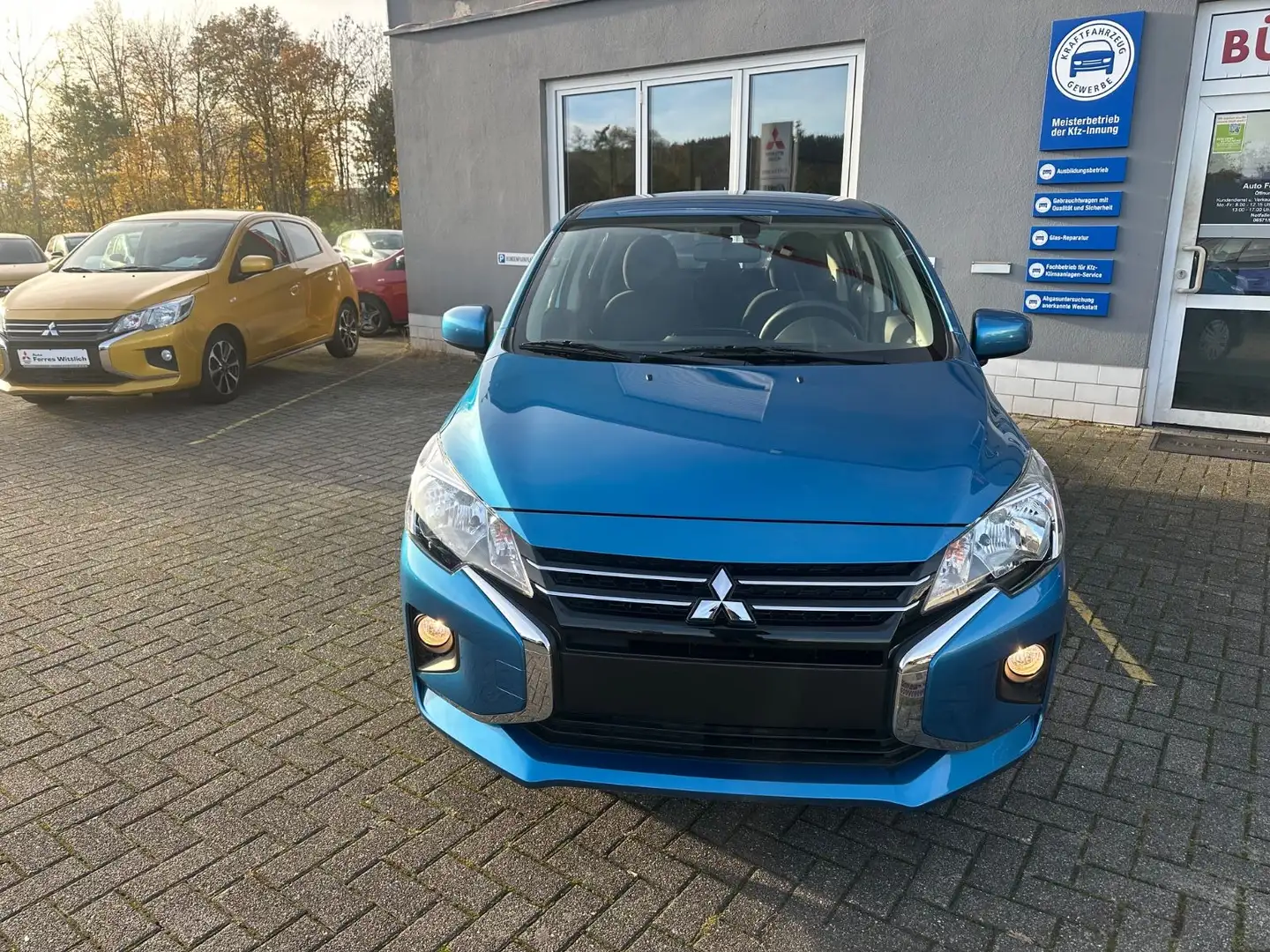Mitsubishi Space Star Select Blau - 2