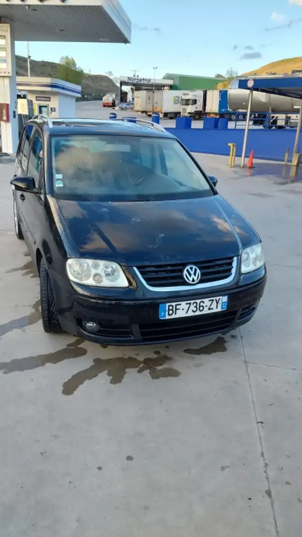 Volkswagen Touran 2.0TDI Highline Negro - 1