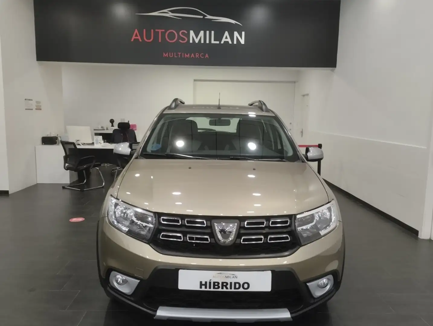 Dacia Sandero 0.9 TCE GLP Stepway Essential 66kW Beige - 2