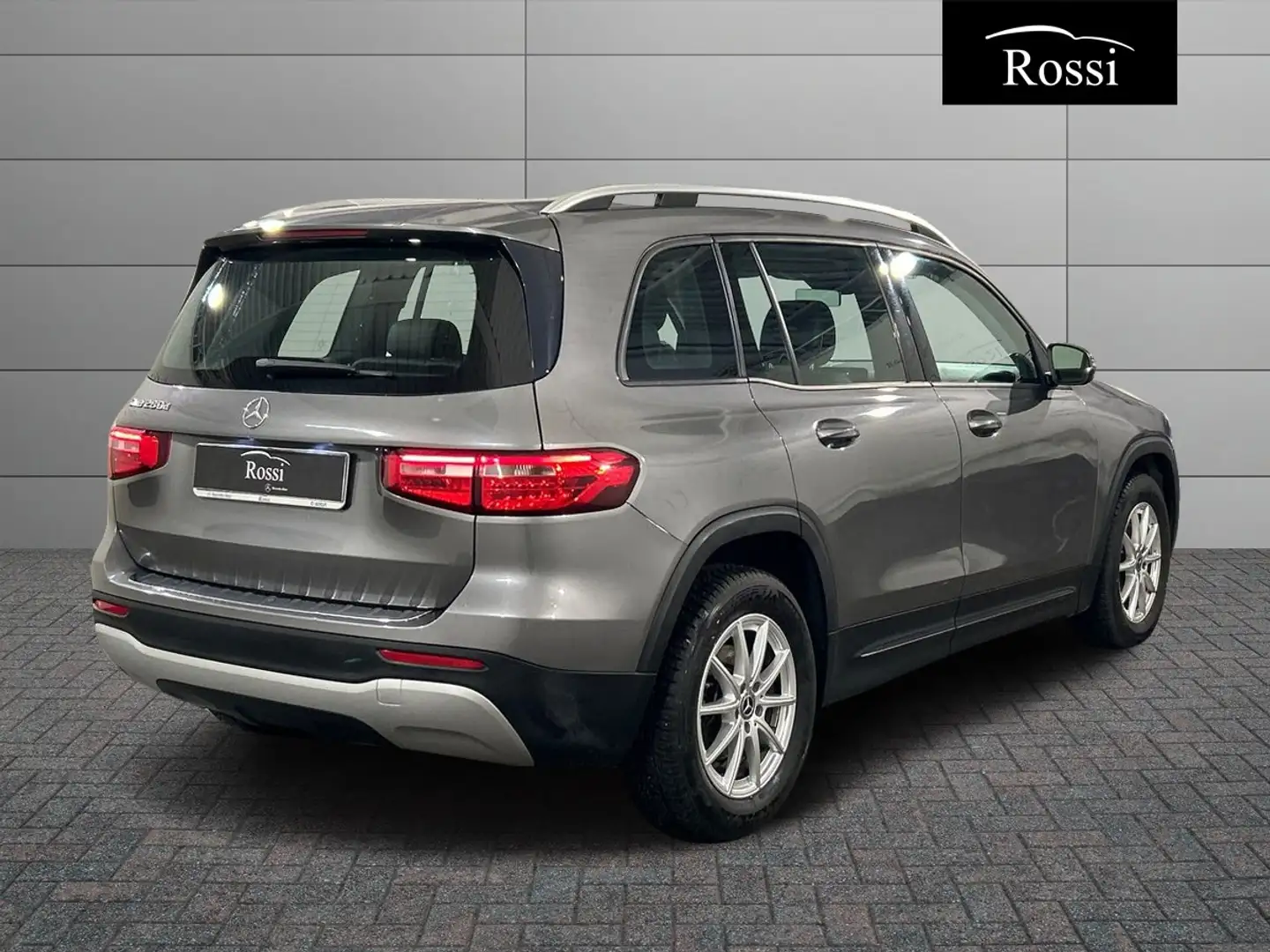 Mercedes-Benz GLB 200 d Business auto Grigio - 2