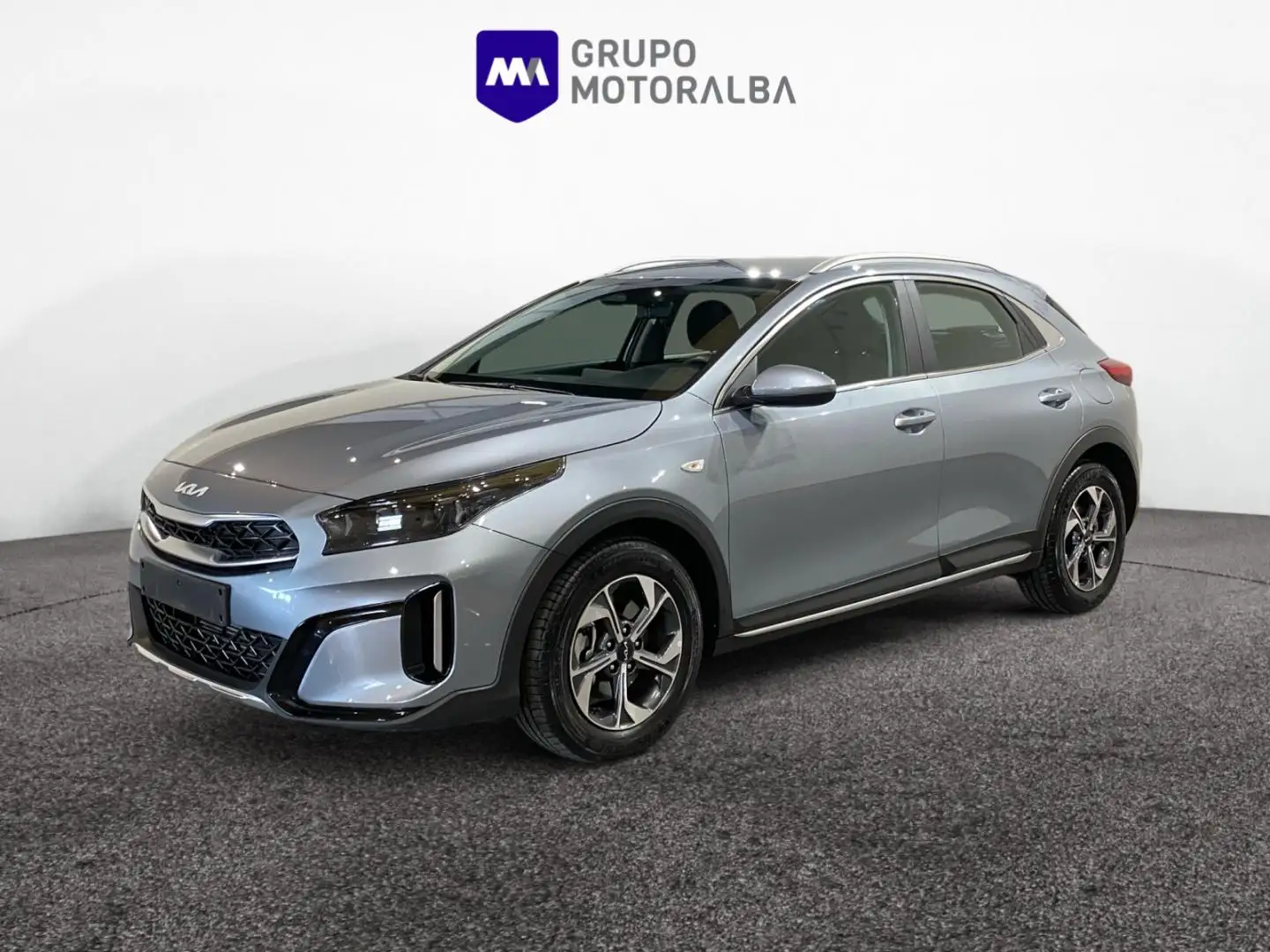 Kia XCeed 1.5 MHEV DCT Drive Plateado - 1