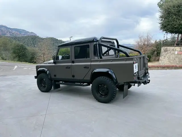 Land Rover Defender 110Td5 Doble Cabina Caja SE