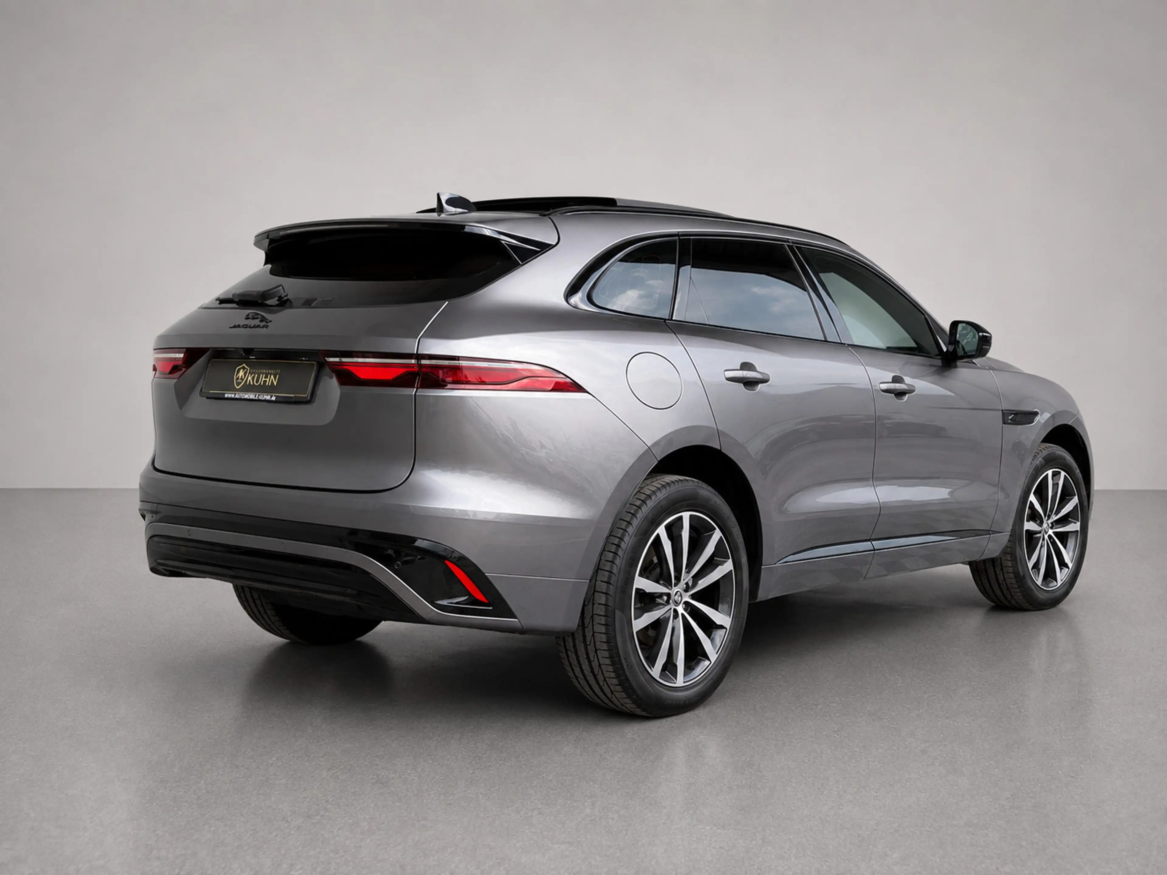 Jaguar F-Pace D200*R-Dynamic SE AWD*BLACK PACK*1.HAND* — photo 8