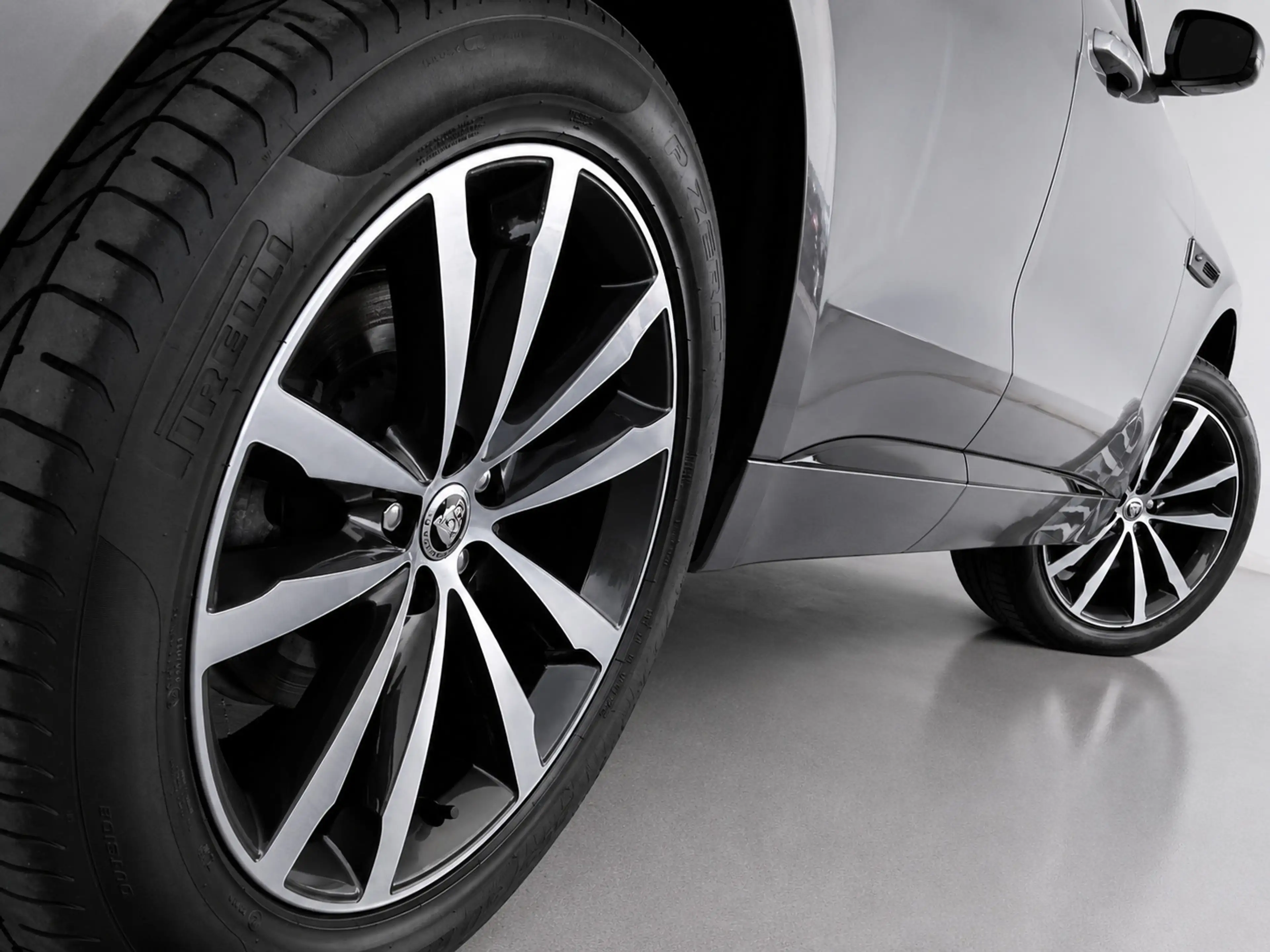 Jaguar F-Pace D200*R-Dynamic SE AWD*BLACK PACK*1.HAND* — photo 9