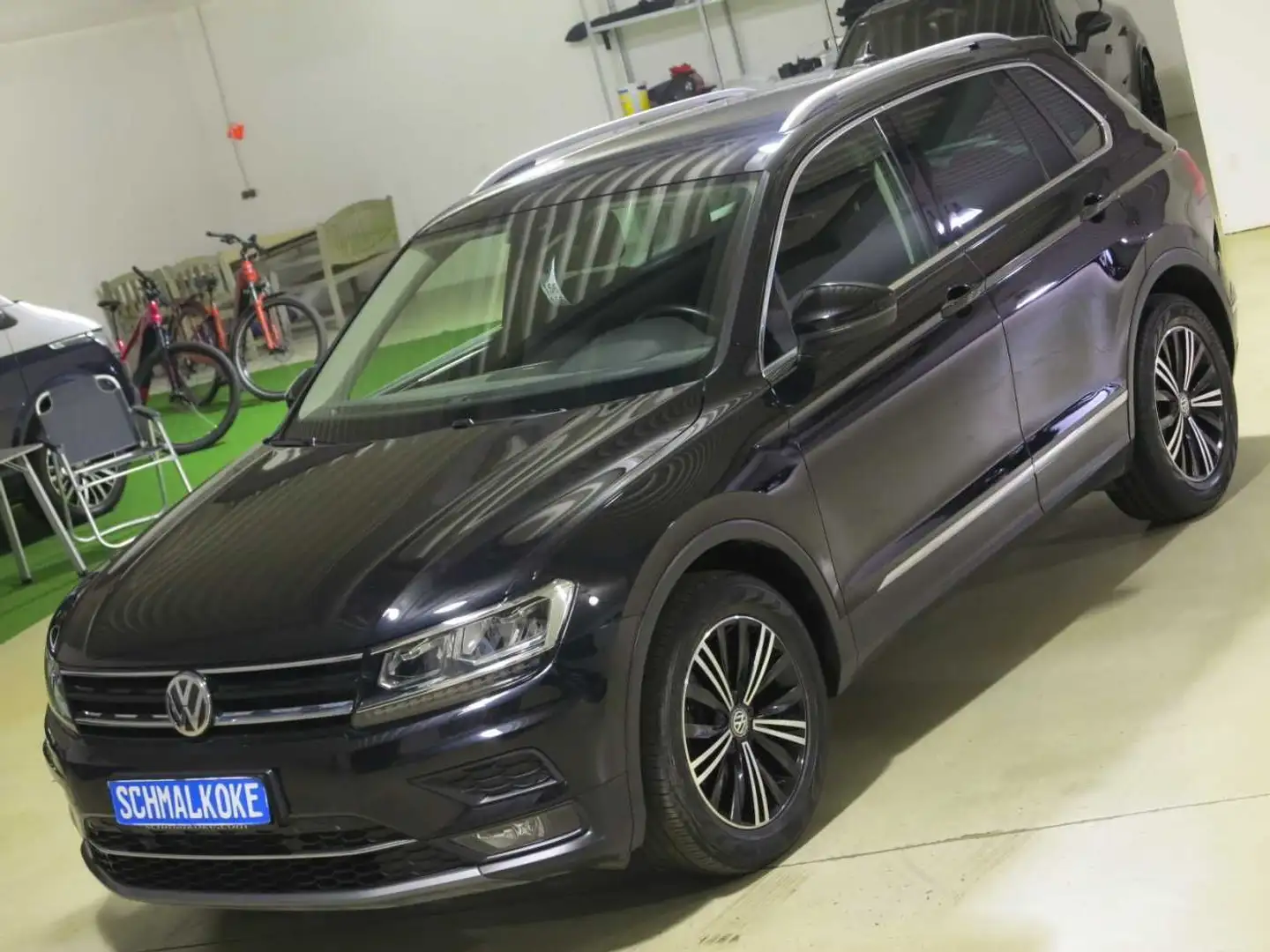 Volkswagen Tiguan 1.5 TSI ACT OPF DSG7 HIGHL AHK Navi LM18 Black - 2