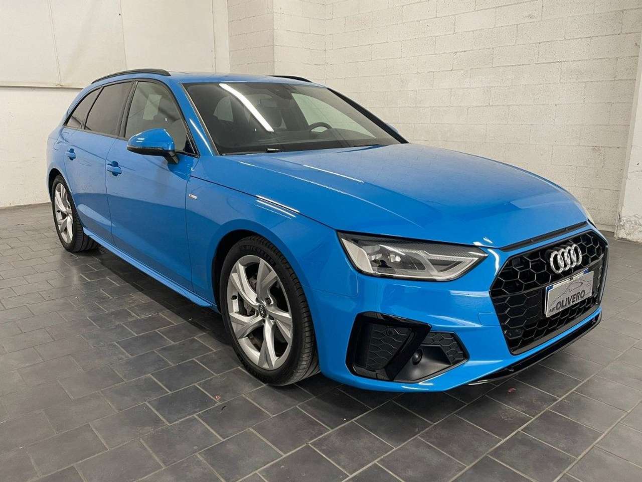 Audi A4 40 TDI S tronic S line edition-TETTO-PELLE-LED