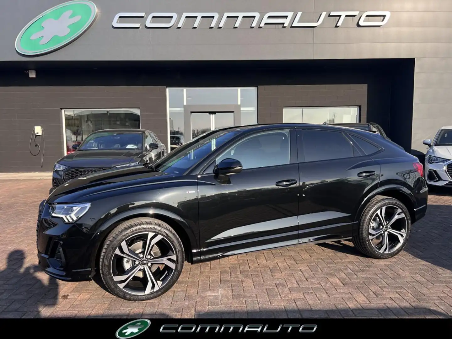 Audi Q3 SPB Sportback 35 TDI S tronic Identity Black Nero - 1