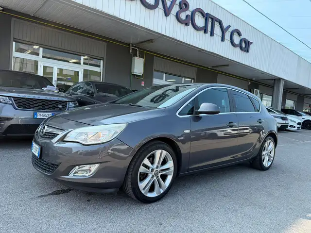 Opel Astra 5p 1.7 cdti Elective 125cv
