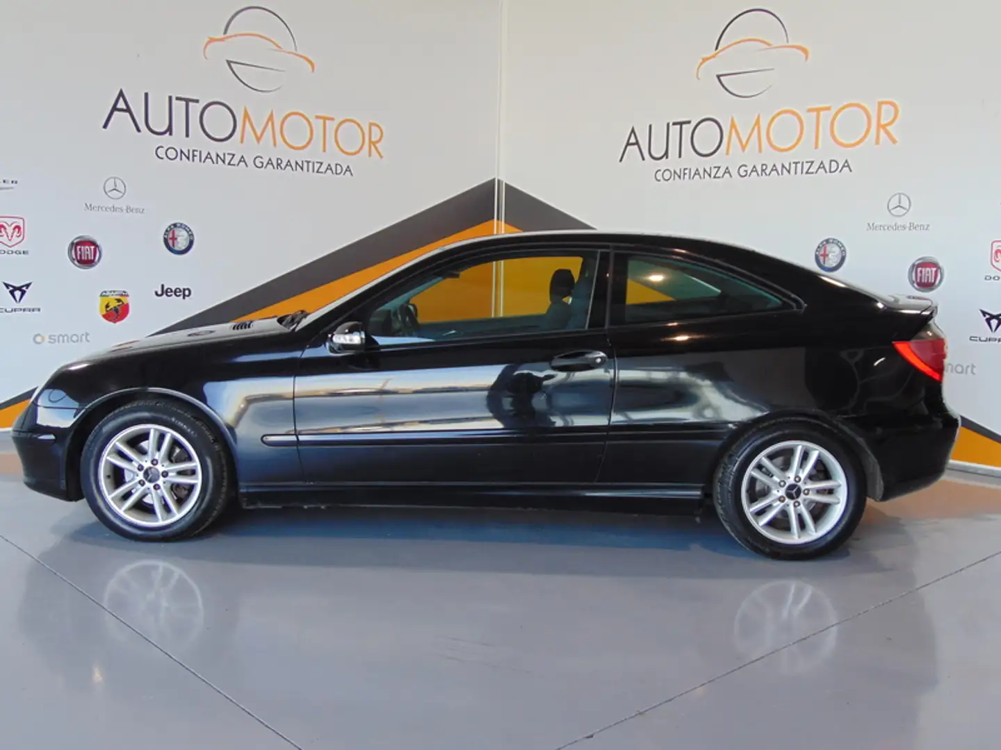 Mercedes-Benz C 180 Sportcoupé K Schwarz - 2