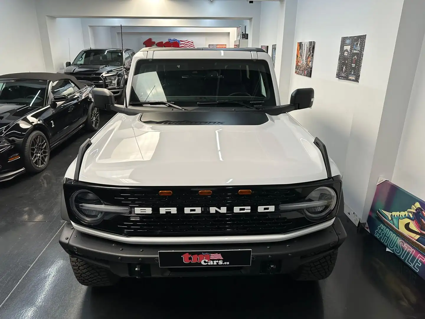 Ford Bronco WILDTRACK Blanco - 1