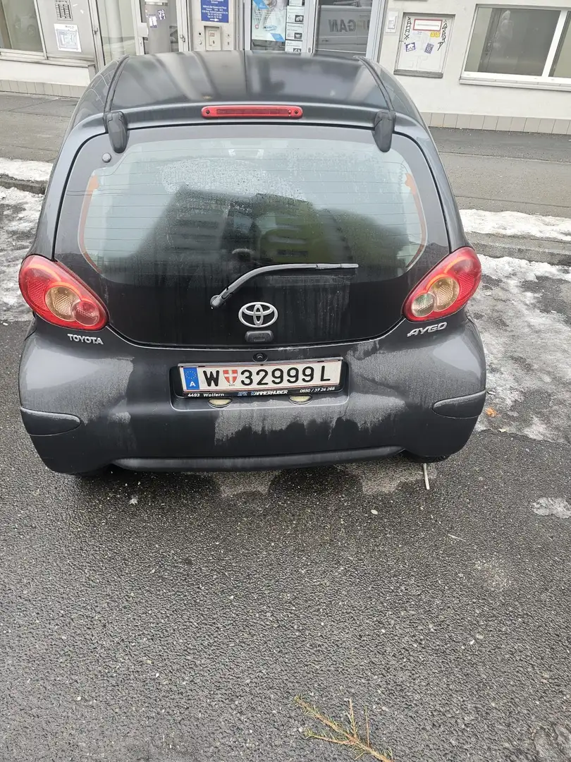 Toyota Aygo Pickel 06/2026 +4 Monat Grün - 1