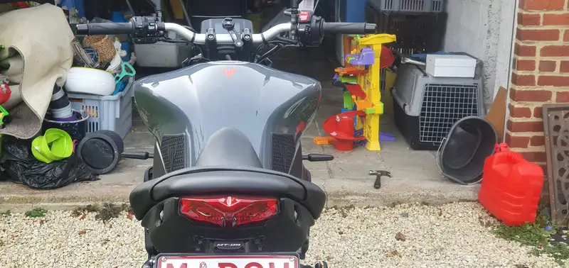 Yamaha MT-09 - foto 3