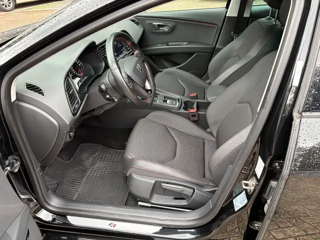 Seat Leon view 9