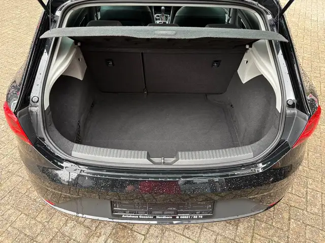 Seat Leon view 13