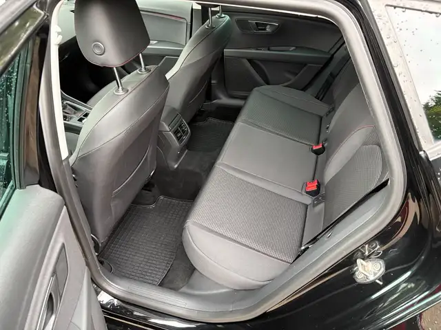 Seat Leon view 11
