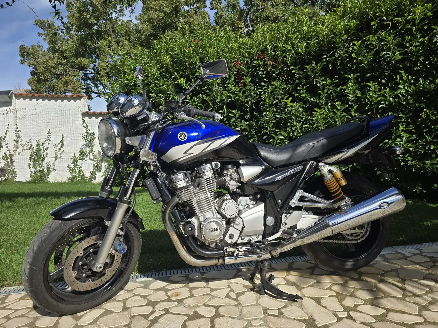 Yamaha XJR 1300 Modrá - 1