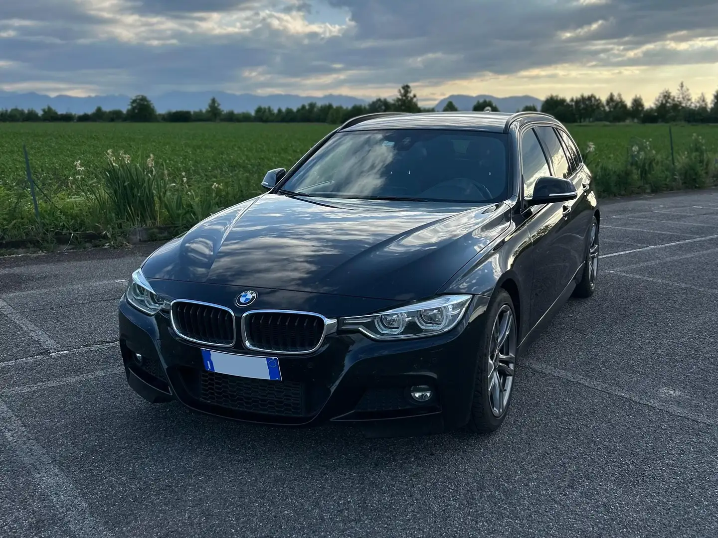 BMW 320 320d Touring Msport auto Nero - 1