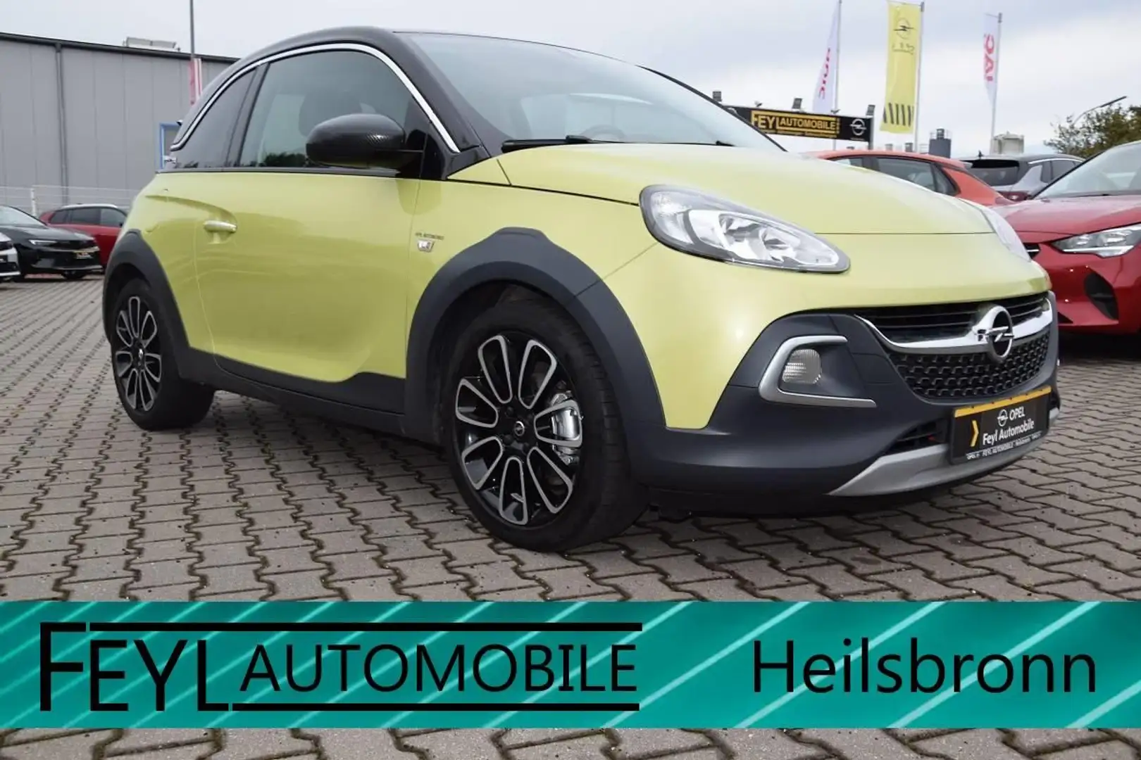 Opel Adam Rocks 1.4, IntelliLink Grün - 1