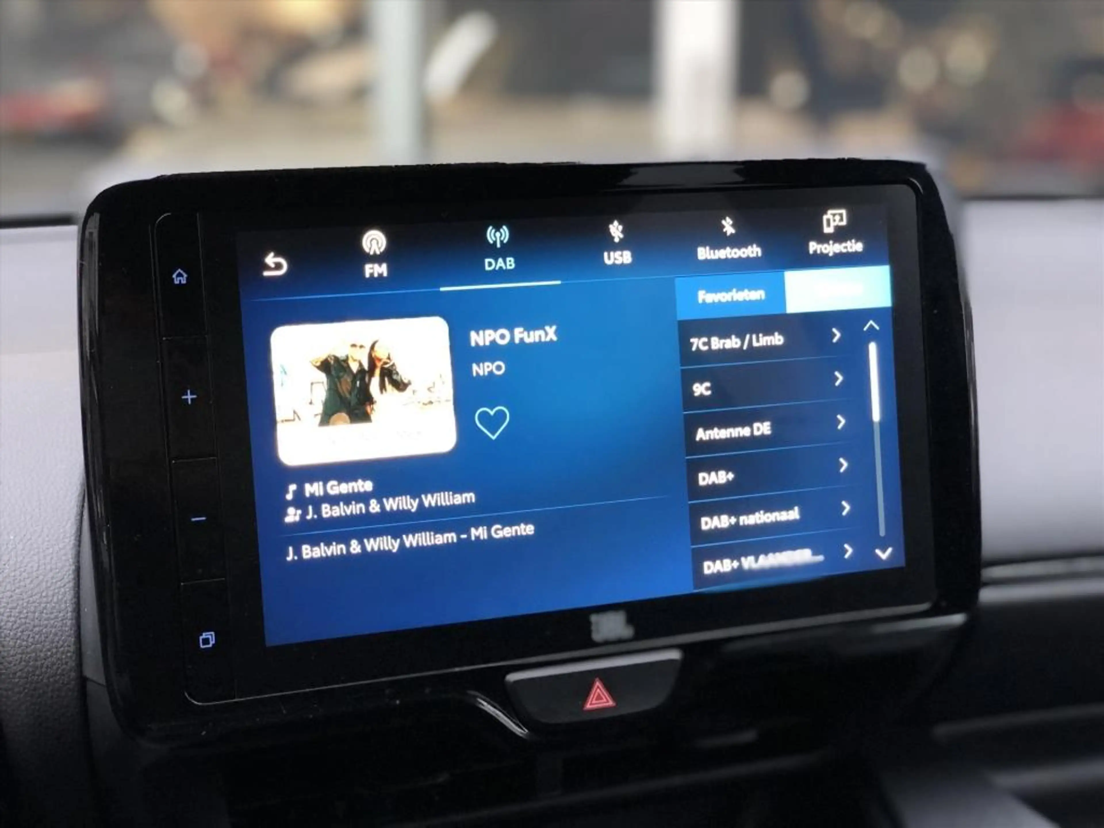 Toyota Yaris 1.5 Hybrid GR Sport | JBL, Dodehoekherkenning, Sto — photo 22