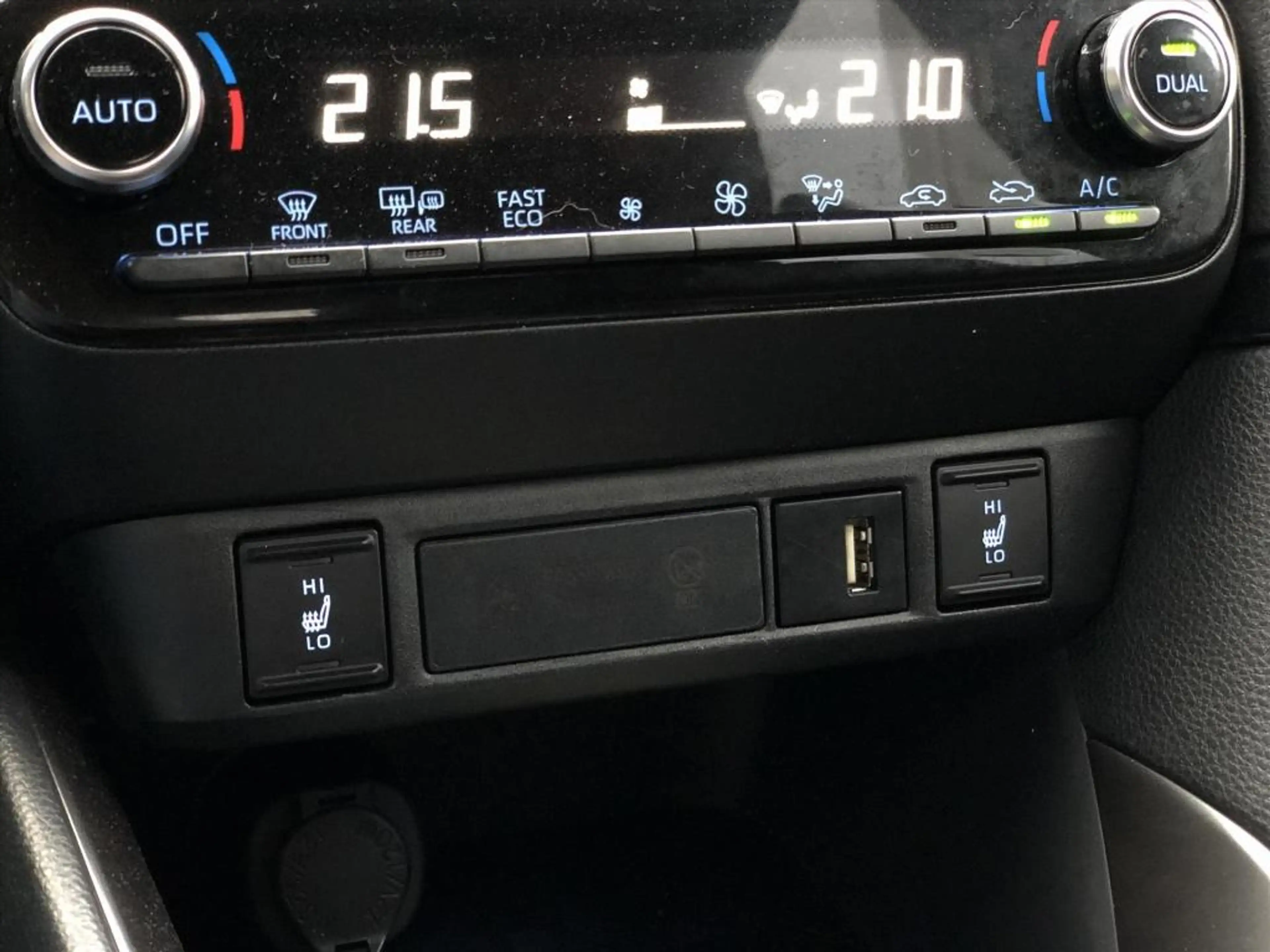Toyota Yaris 1.5 Hybrid GR Sport | JBL, Dodehoekherkenning, Sto — photo 30