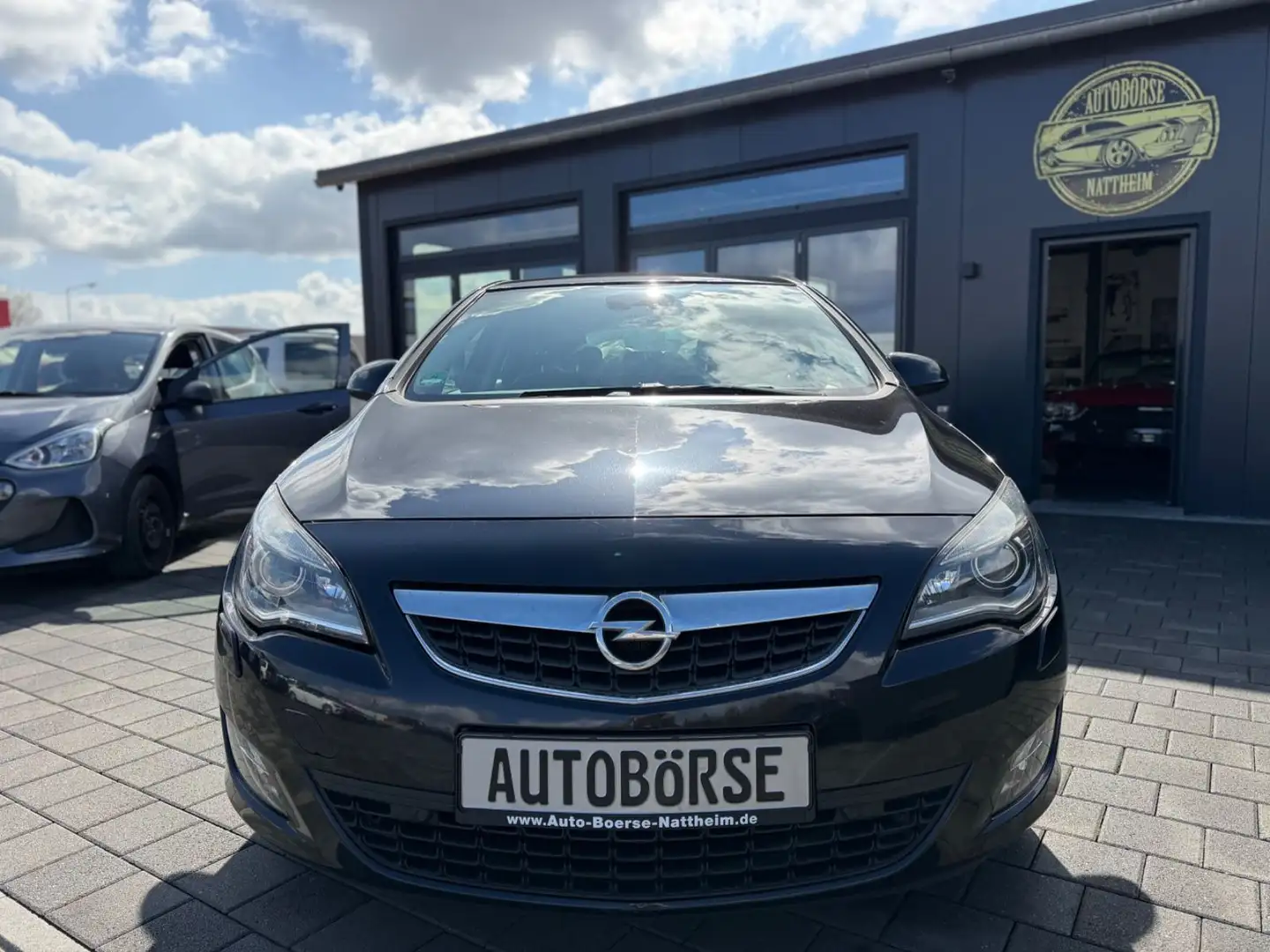 Opel Astra J Lim. 5-trg. Sport*TOP AUSSTATTUNG* Schwarz - 2