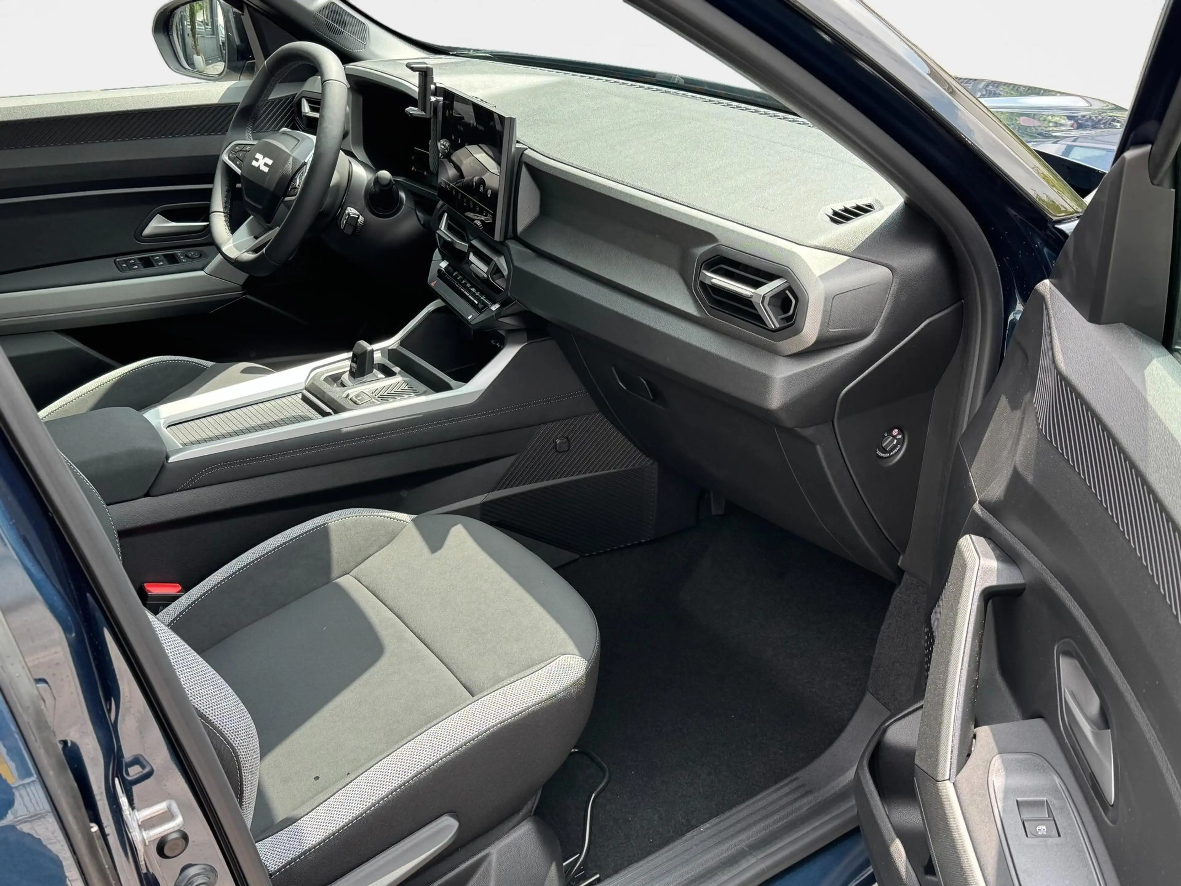 Dacia Bigster Journey Hybrid 155 360° Panorama Kamera el.Heck... — photo 8