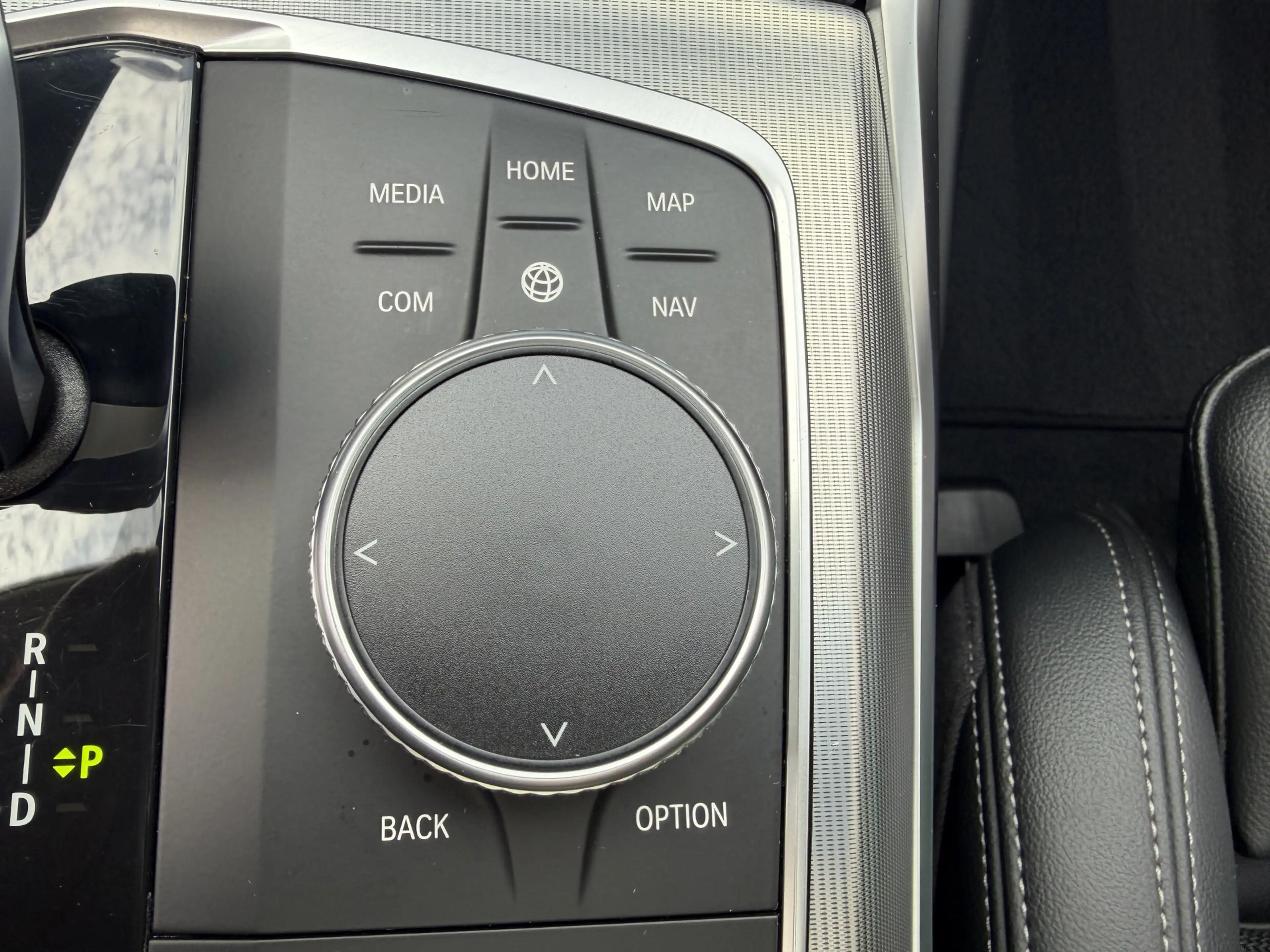 BMW 330 3-serie Touring 330i xDrive High Executive Panoram — photo 18
