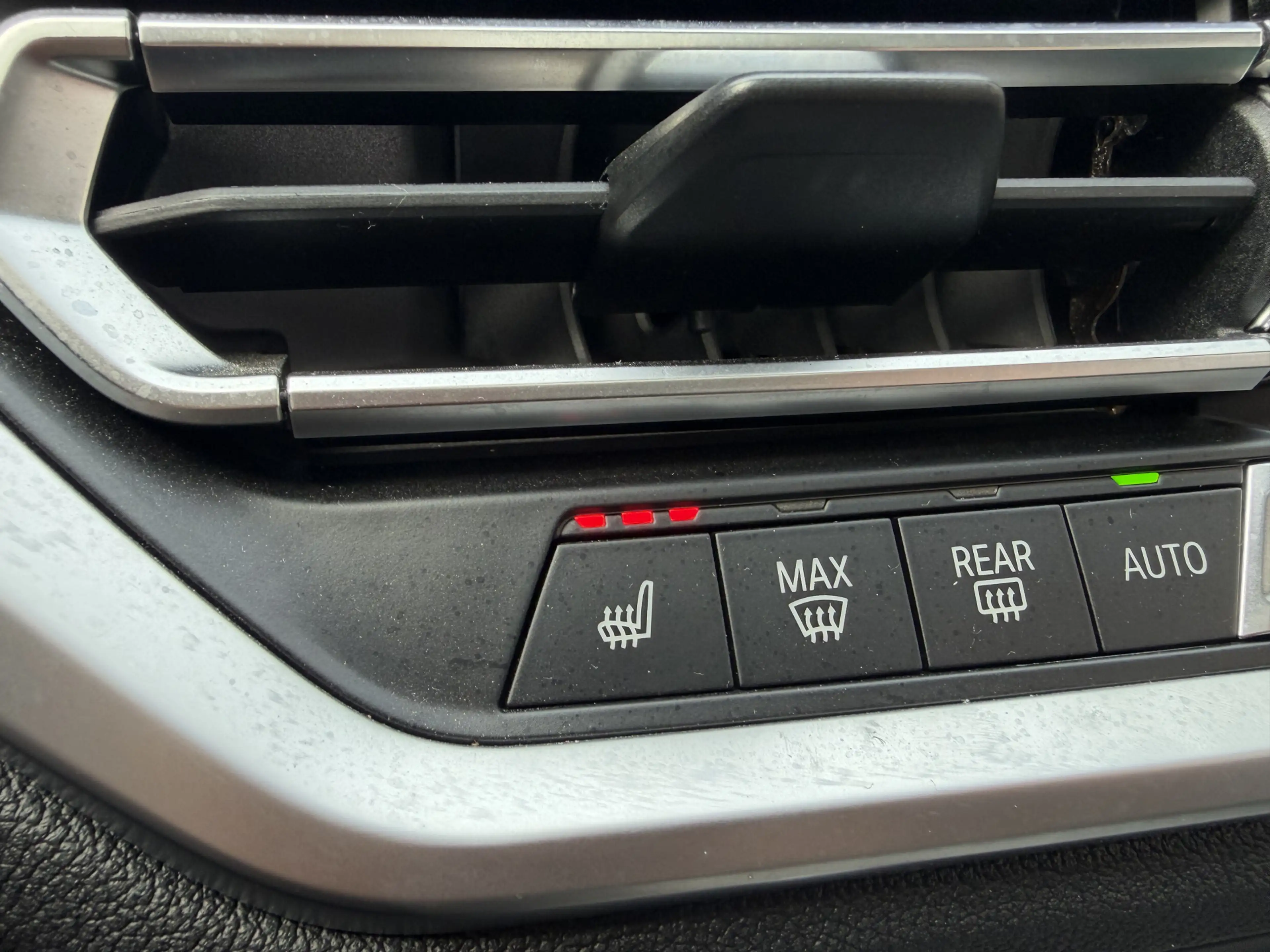 BMW 330 3-serie Touring 330i xDrive High Executive Panoram — photo 20