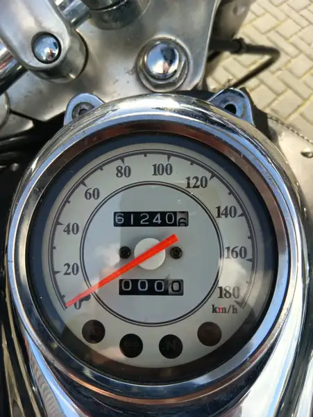 Yamaha XVS 650 Dragstar - foto 5