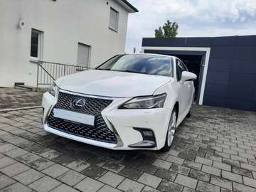 CT 200h Executive Line