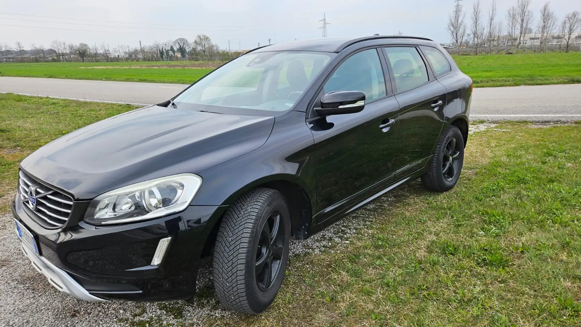 Volvo XC60 XC60+I+2014+2.4+d4+Summum+awd+181cv+geartronic Nero - 1