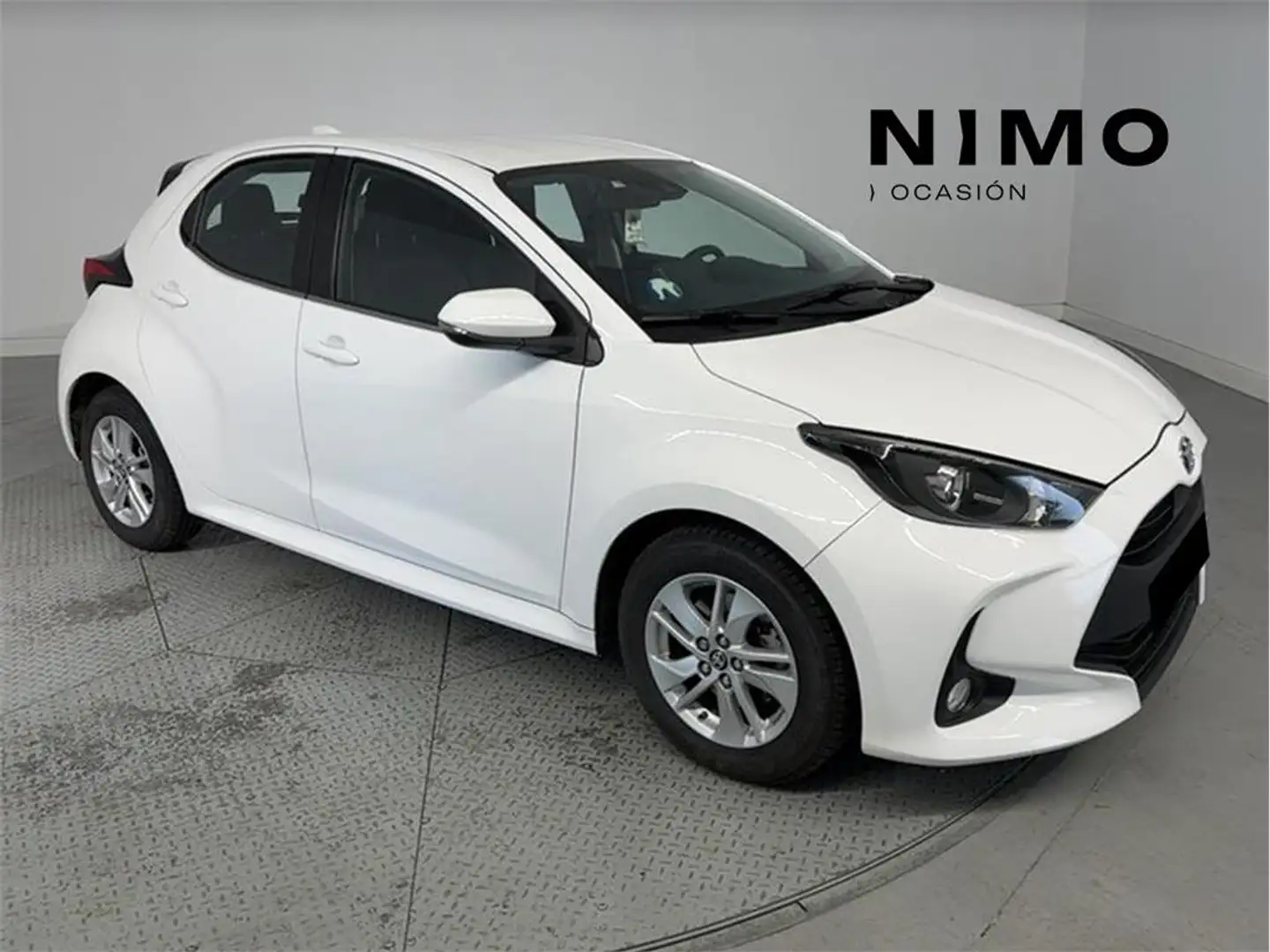 Toyota Yaris 120H 1.5 Active Tech - 1