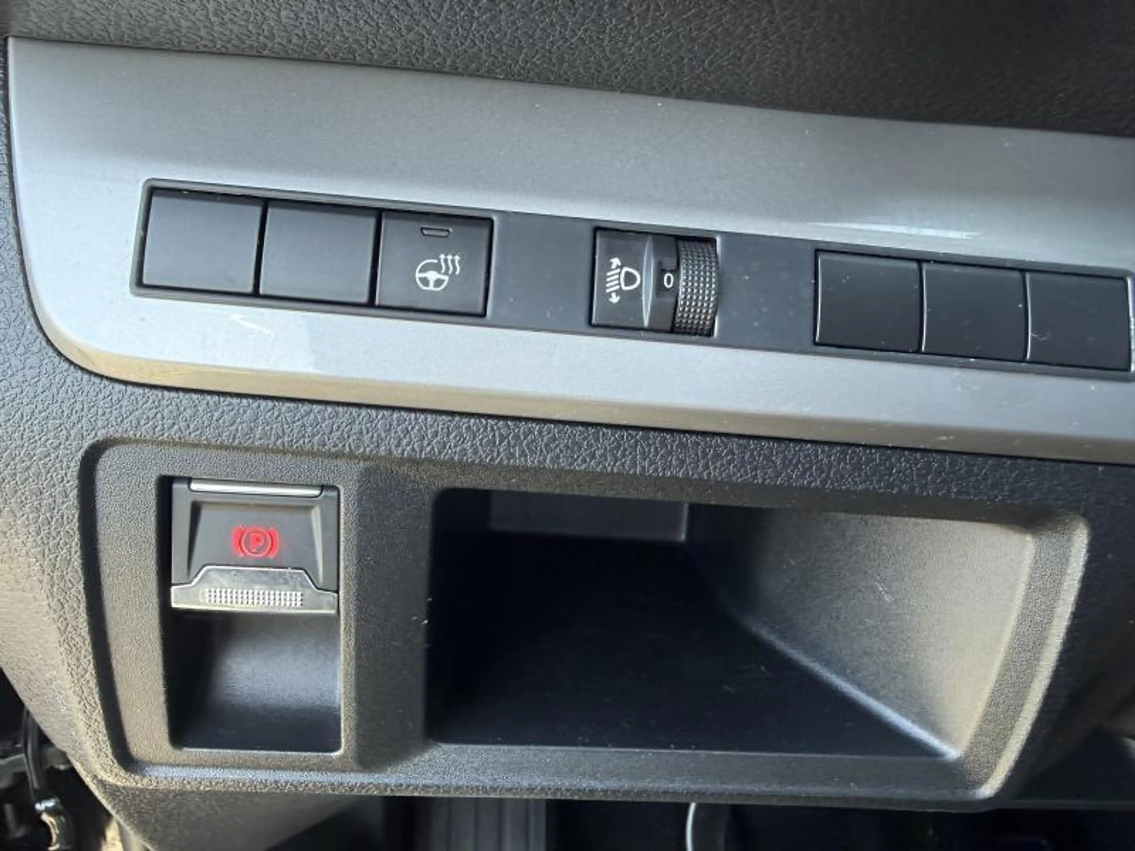 Toyota Verso Family PR 8pl MEDIUM — photo 13