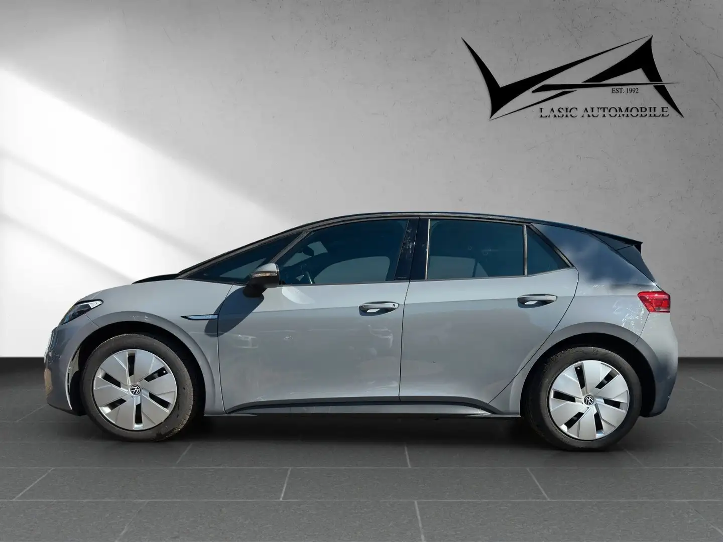 Volkswagen ID.3 Pure Performance 110 kW City Grau - 2