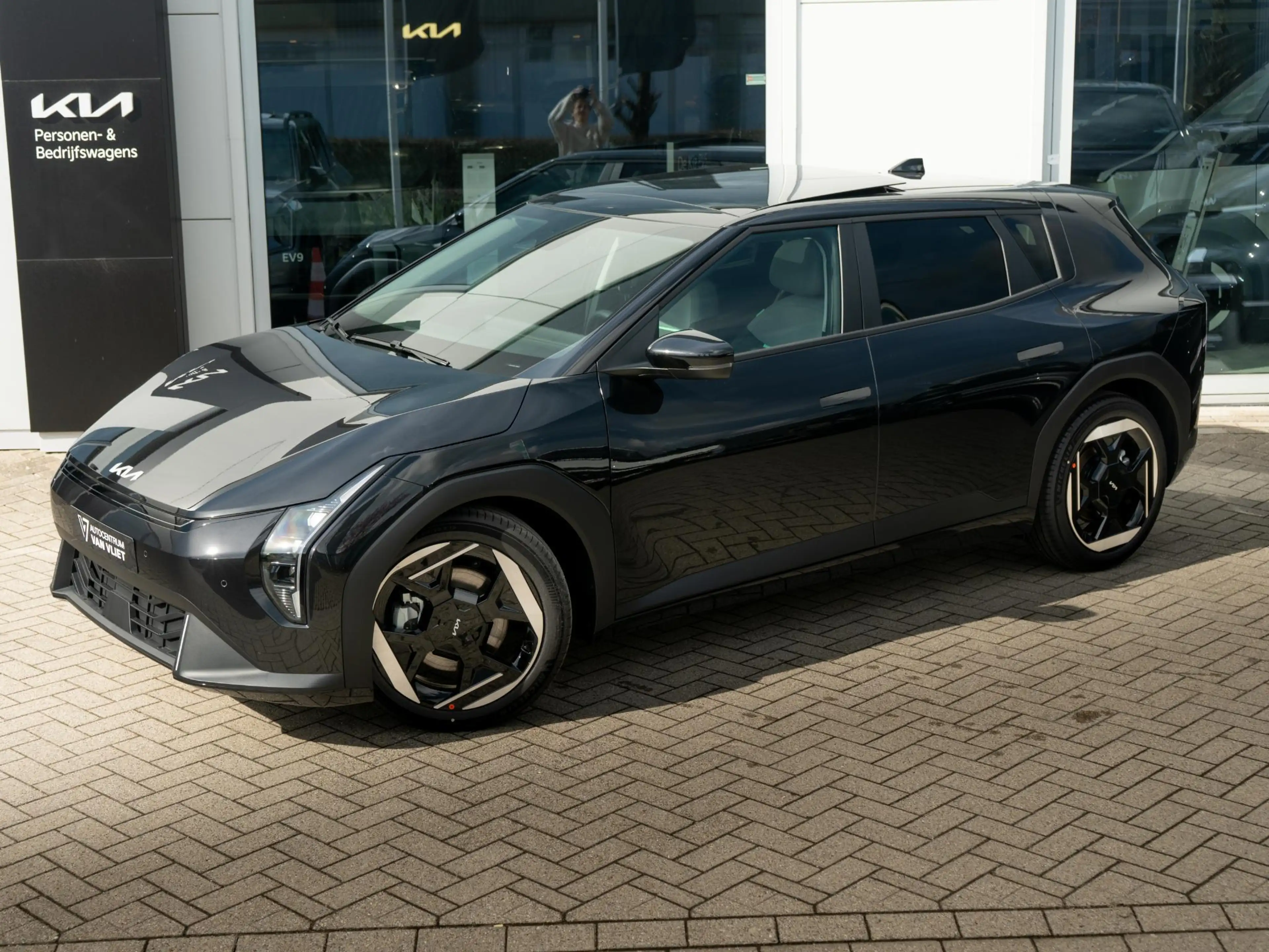 Kia EV4 Plus Advanced 81.4 kWh | Navigatie | Stoel en stuu — photo 2